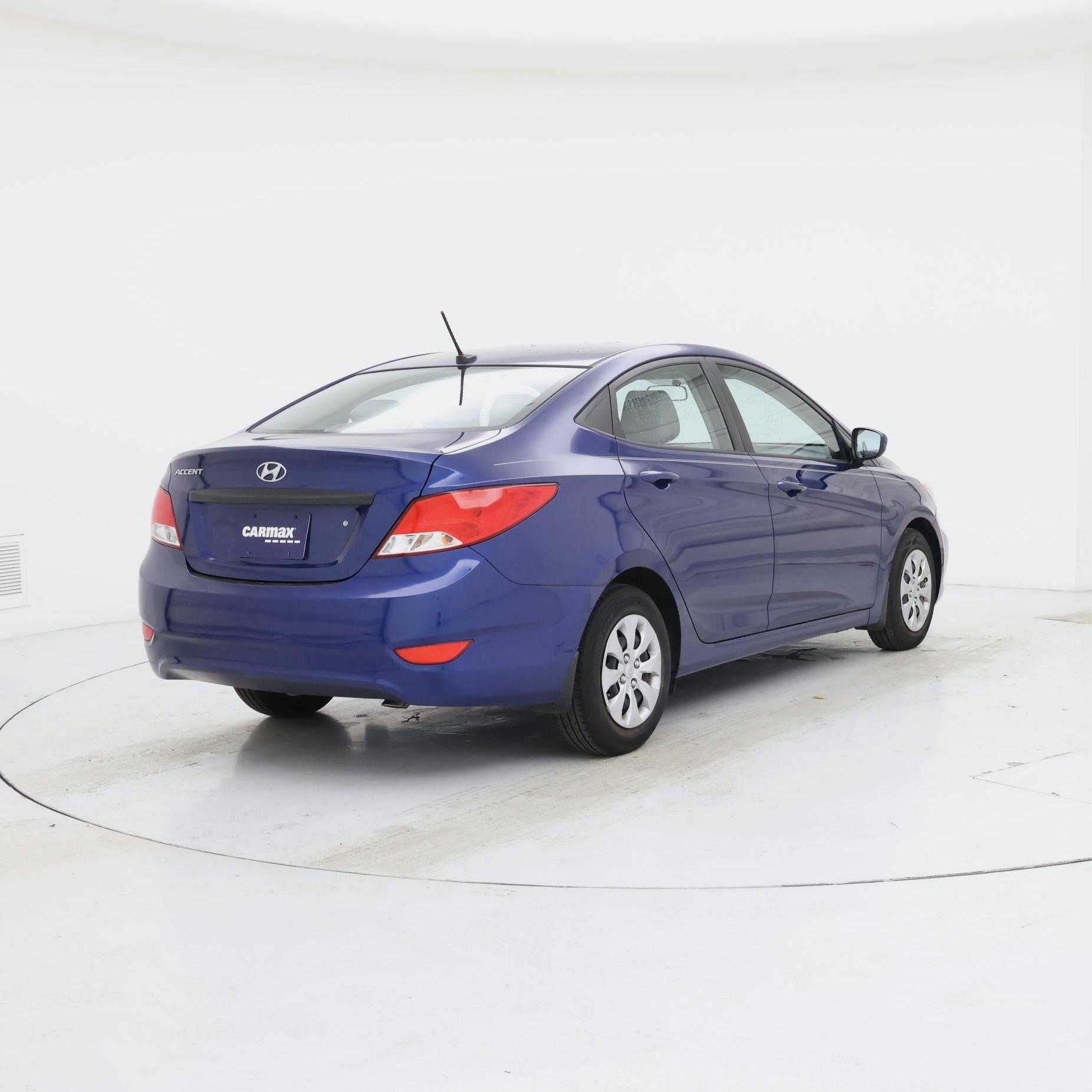 Thumbnail: 2017 Hyundai Accent - 8