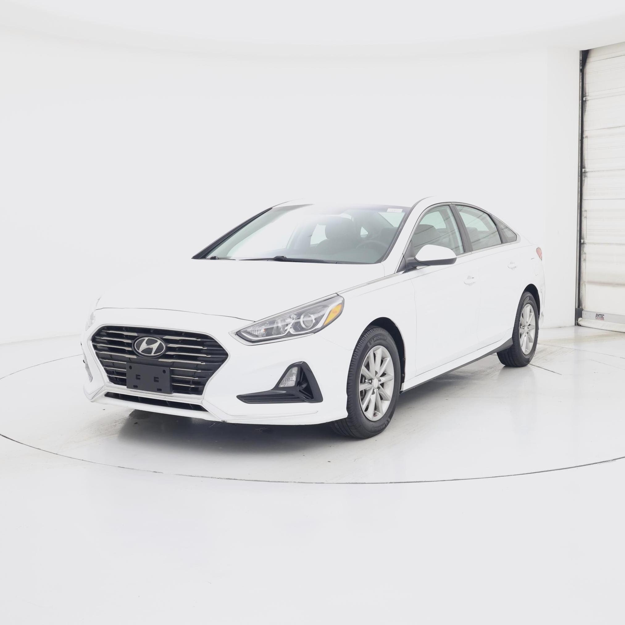 Thumbnail: 2019 Hyundai Sonata - 4