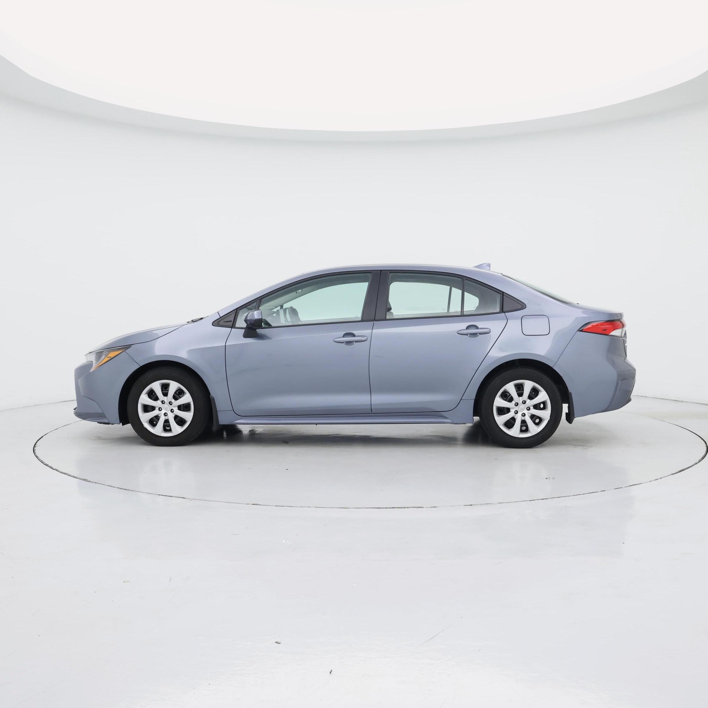 Thumbnail: 2025 Toyota Corolla - 3