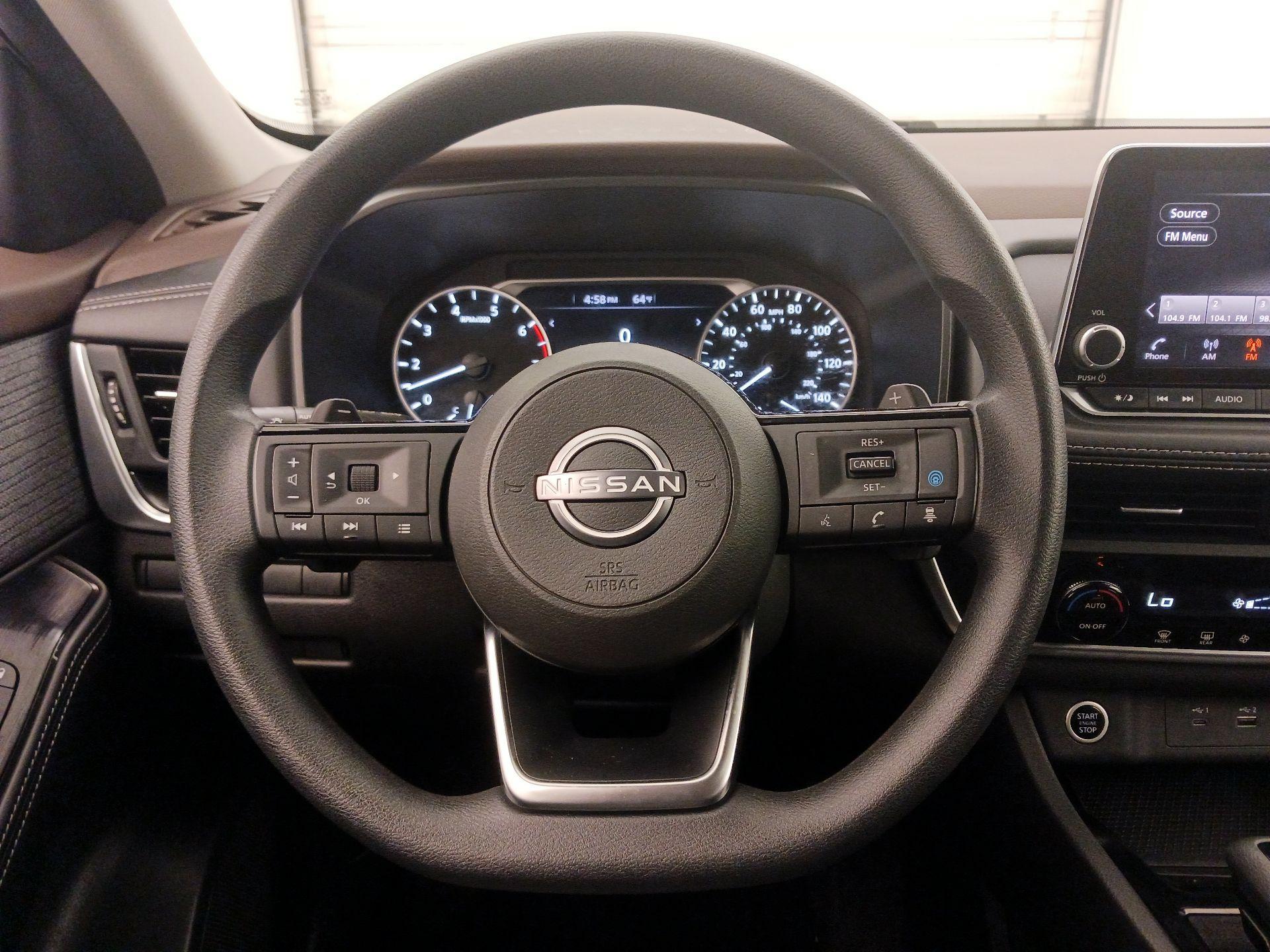 Thumbnail: 2023 Nissan Rogue - 10