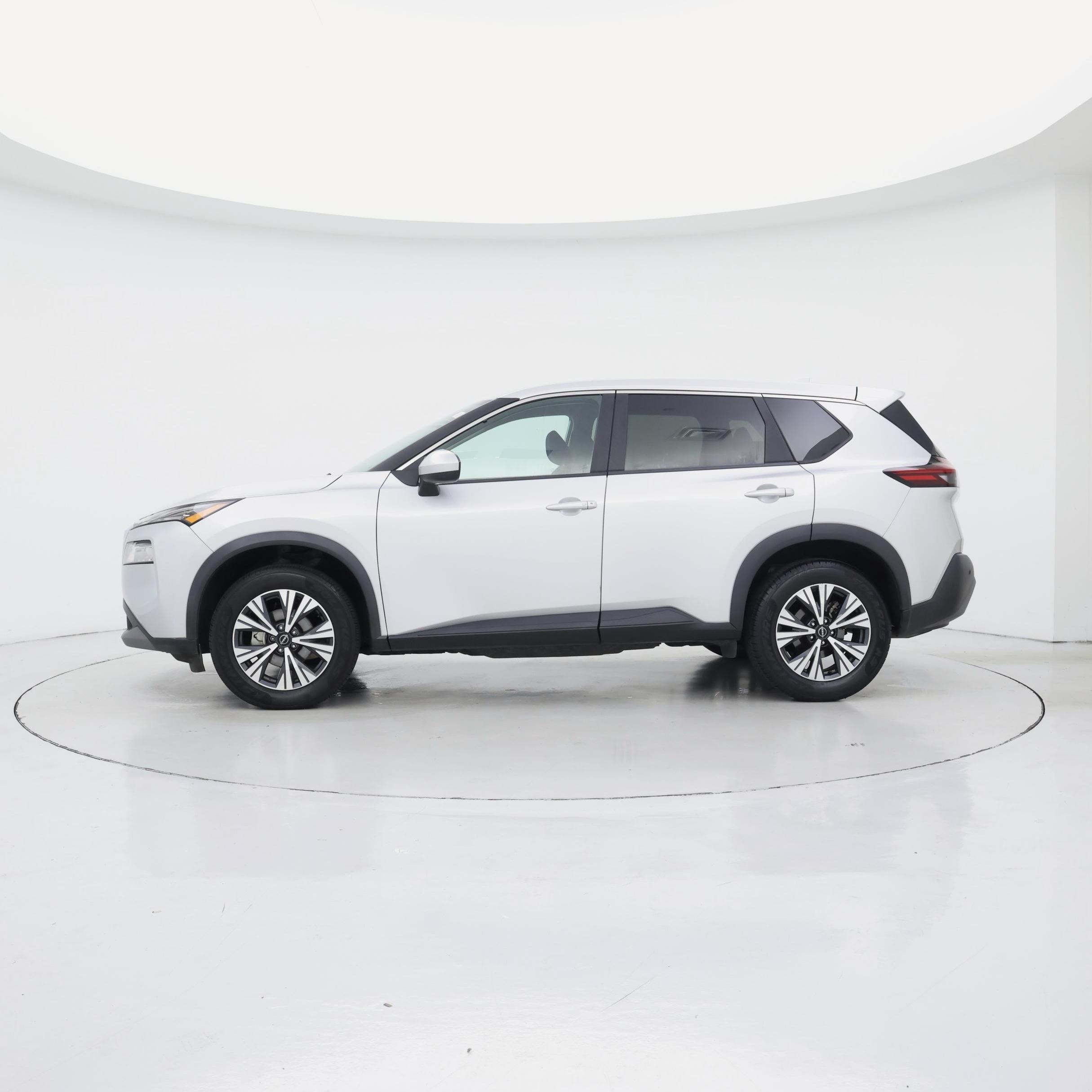 Thumbnail: 2023 Nissan Rogue - 3