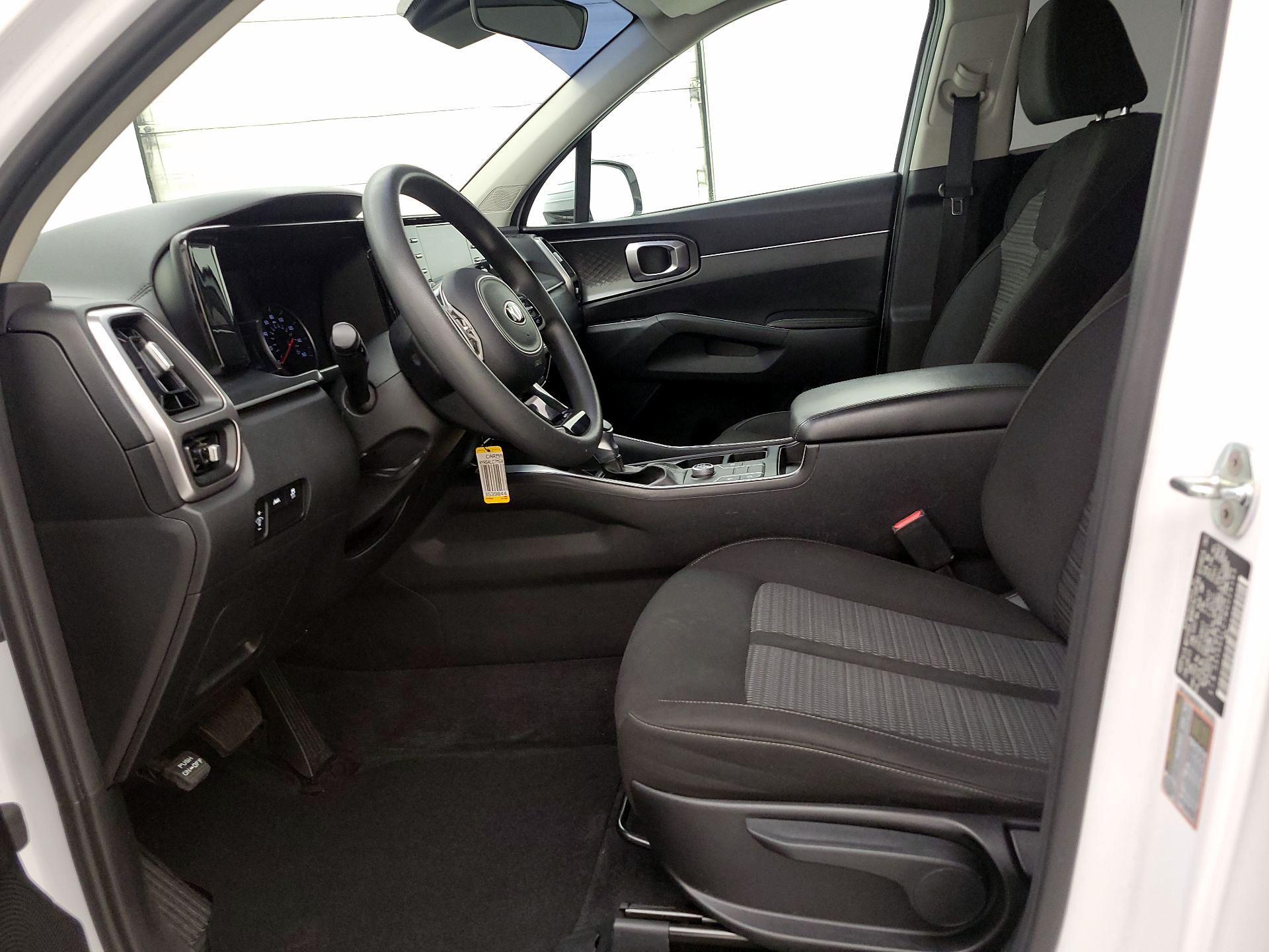 Thumbnail: 2021 Kia Sorento - 11