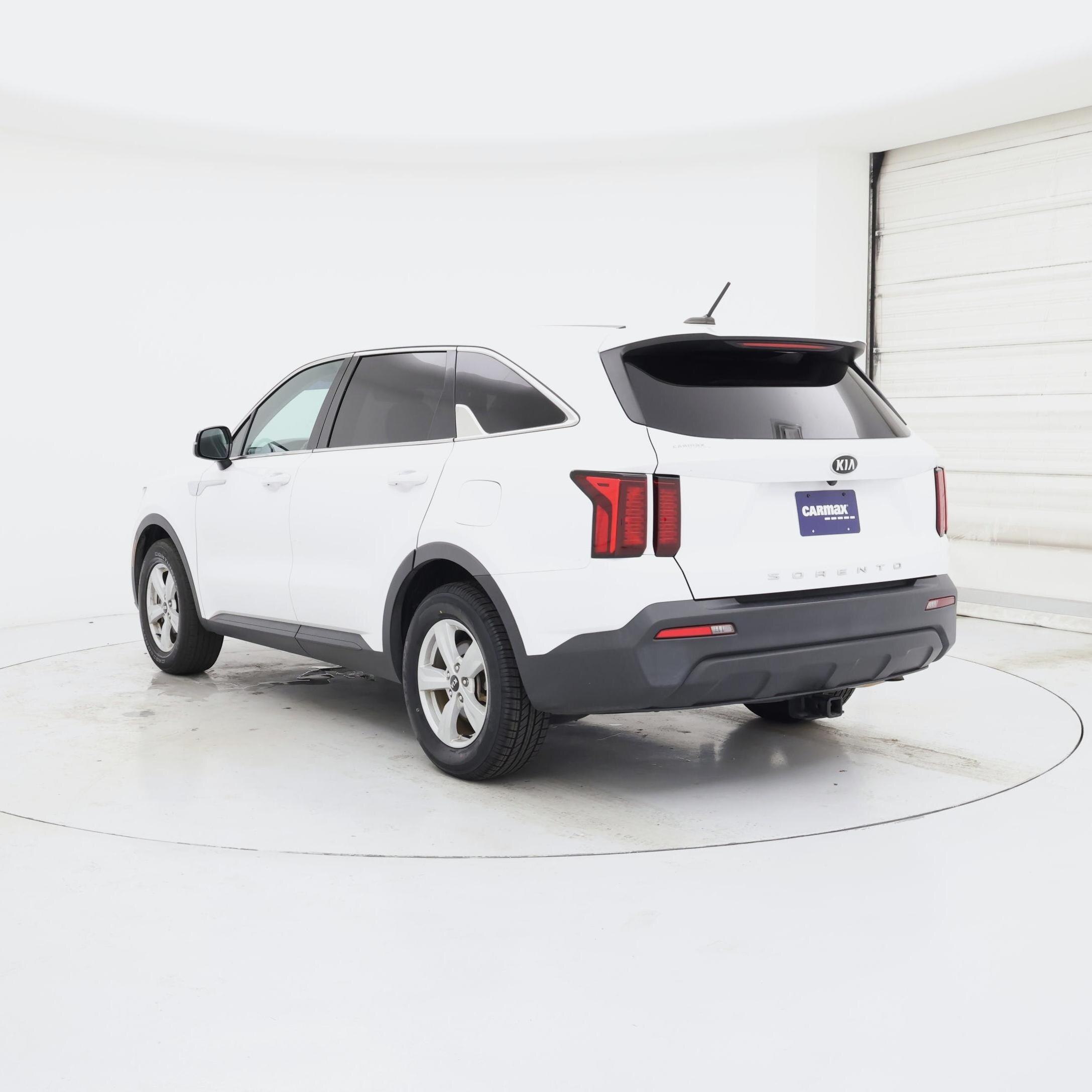 Thumbnail: 2021 Kia Sorento - 2