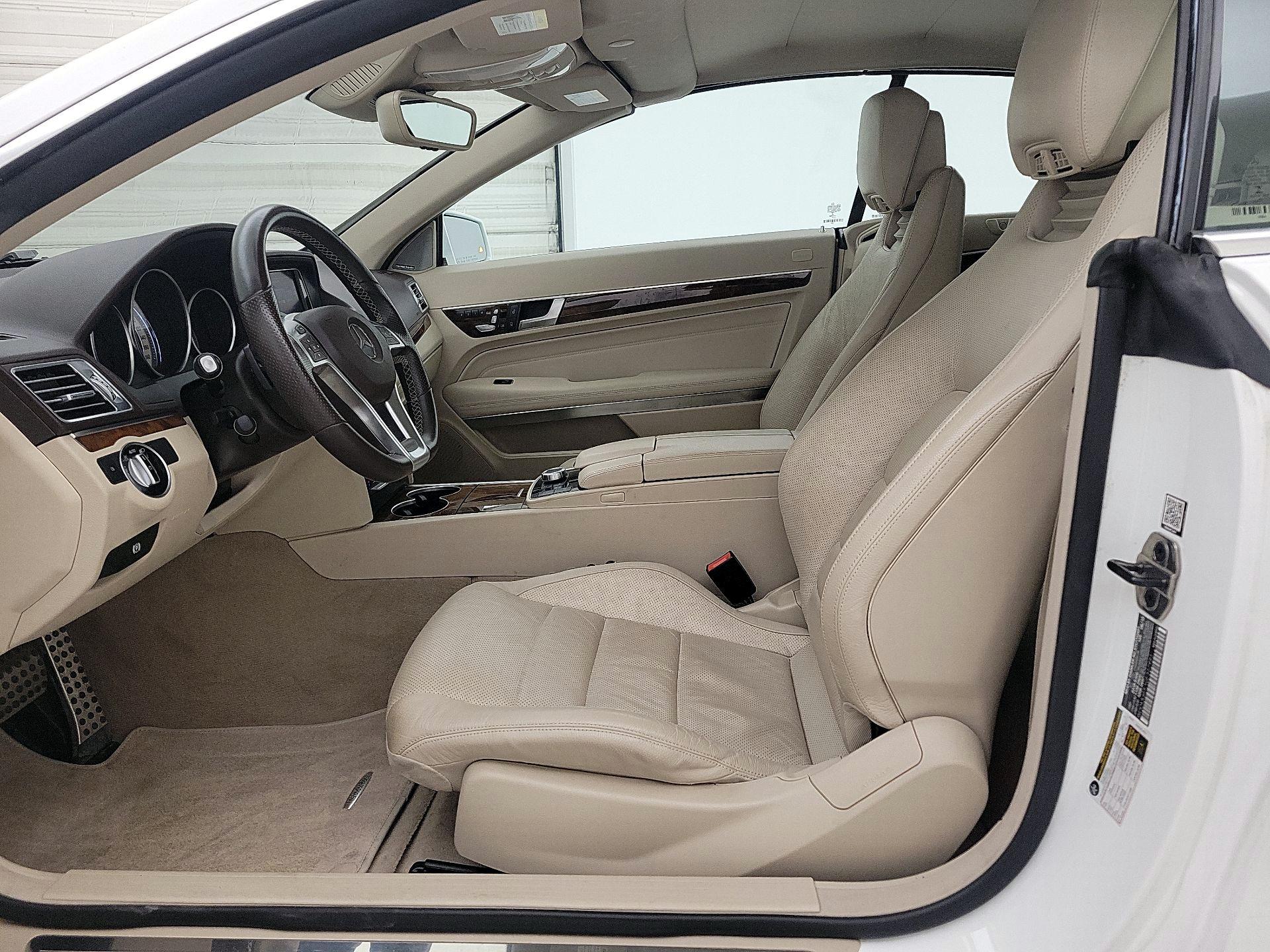 Thumbnail: 2016 Mercedes-Benz E-Class - 11