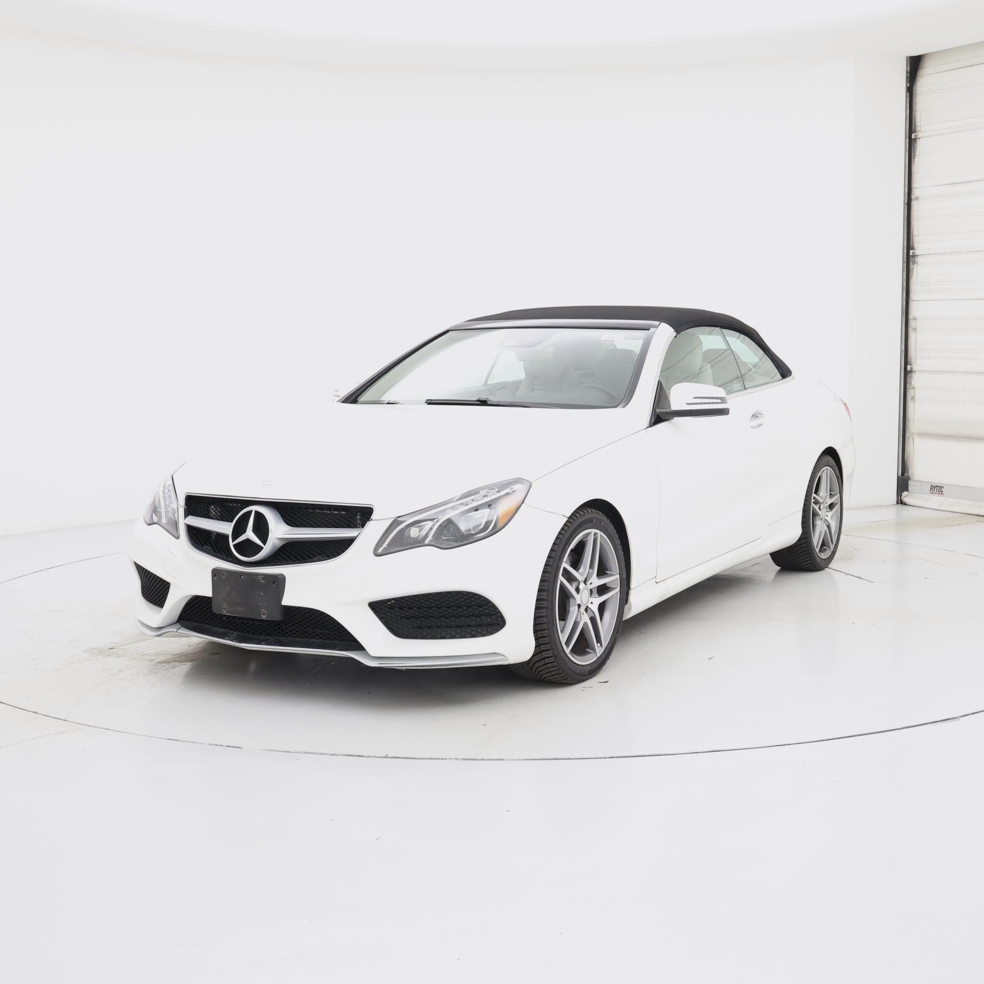 Thumbnail: 2016 Mercedes-Benz E-Class - 4
