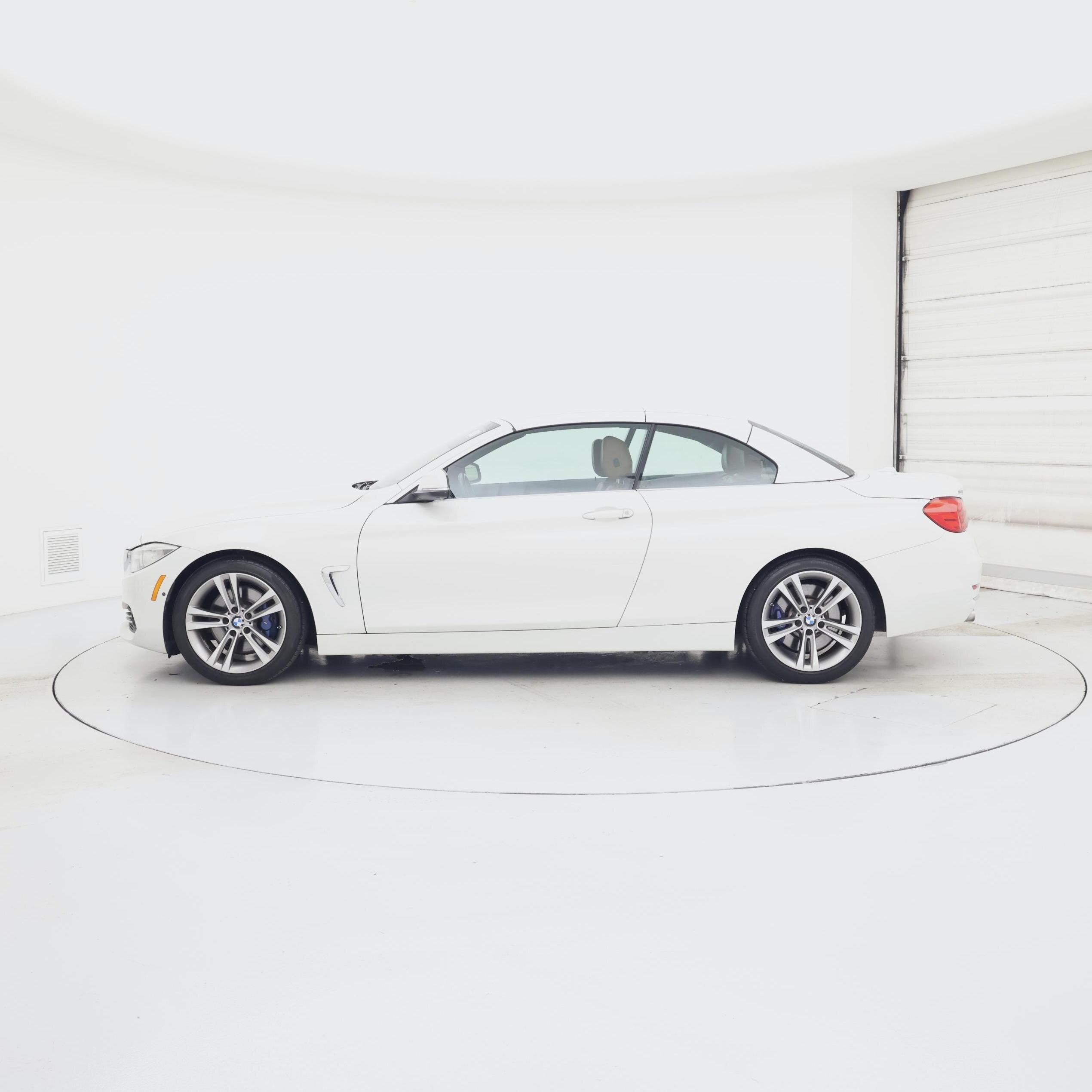 Thumbnail: 2015 BMW 4 Series - 3