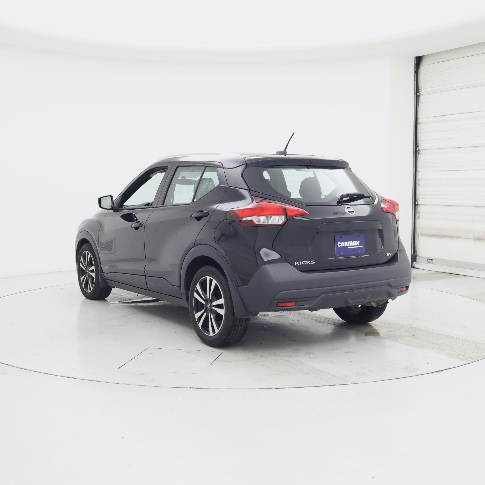 Thumbnail: 2019 Nissan Kicks - 2