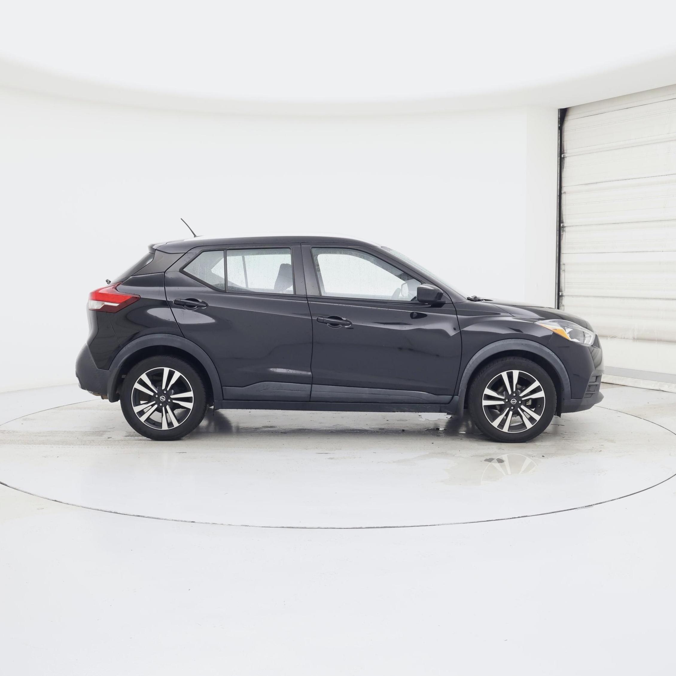 Thumbnail: 2019 Nissan Kicks - 7