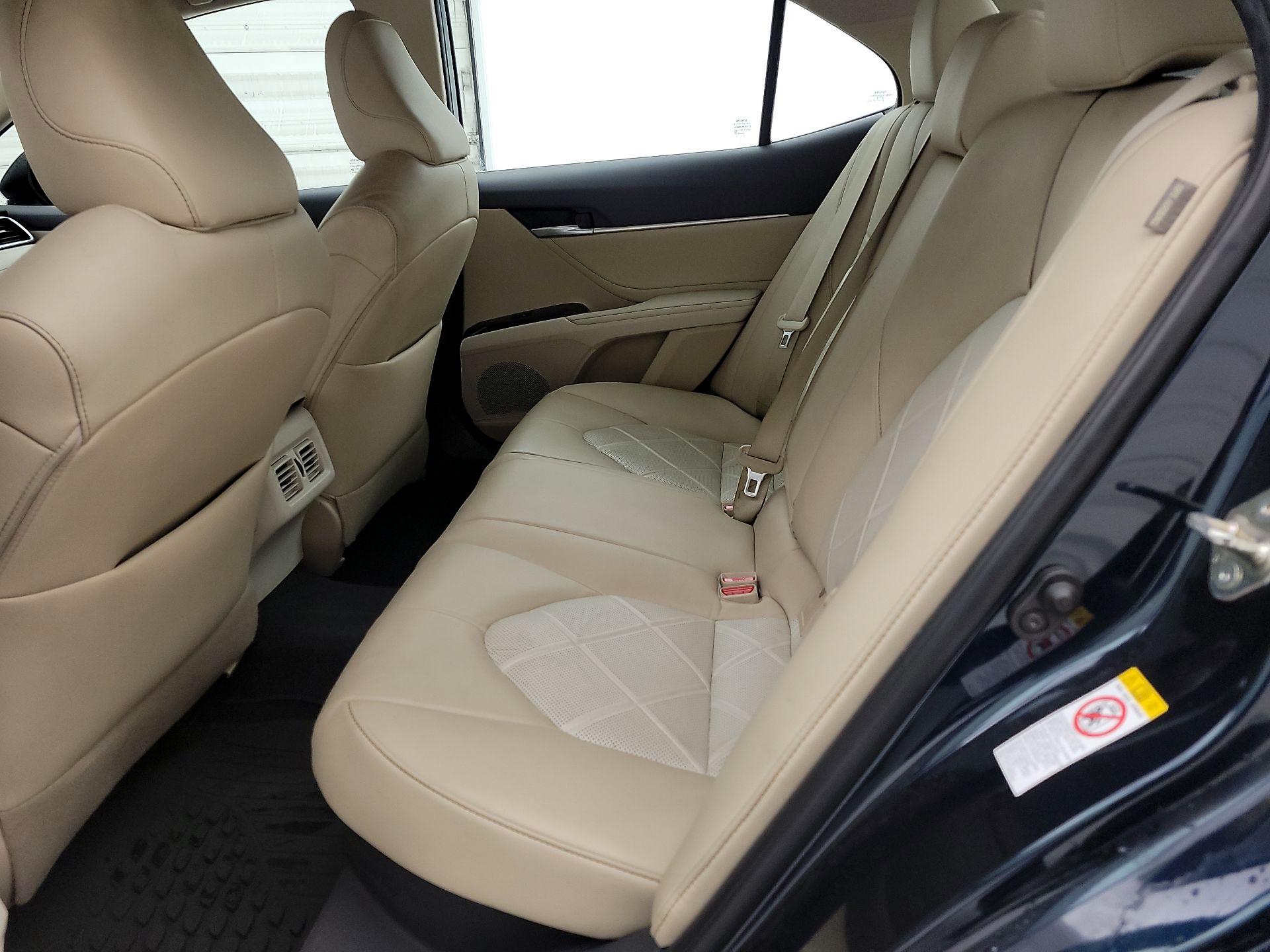 Thumbnail: 2018 Toyota Camry - 19
