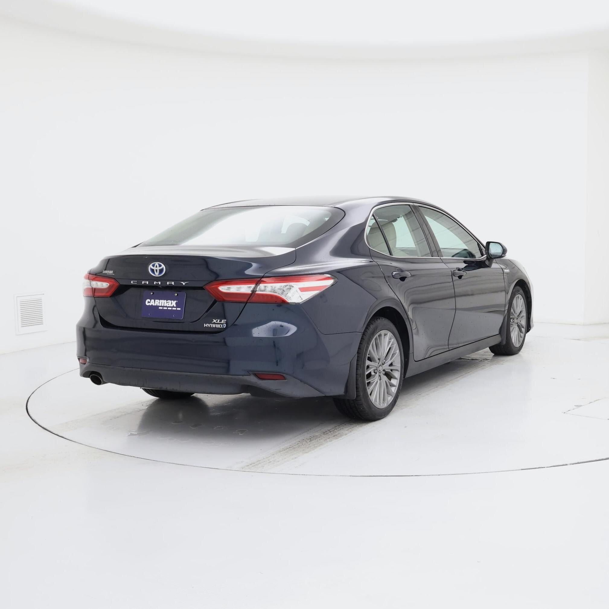 Thumbnail: 2018 Toyota Camry - 8