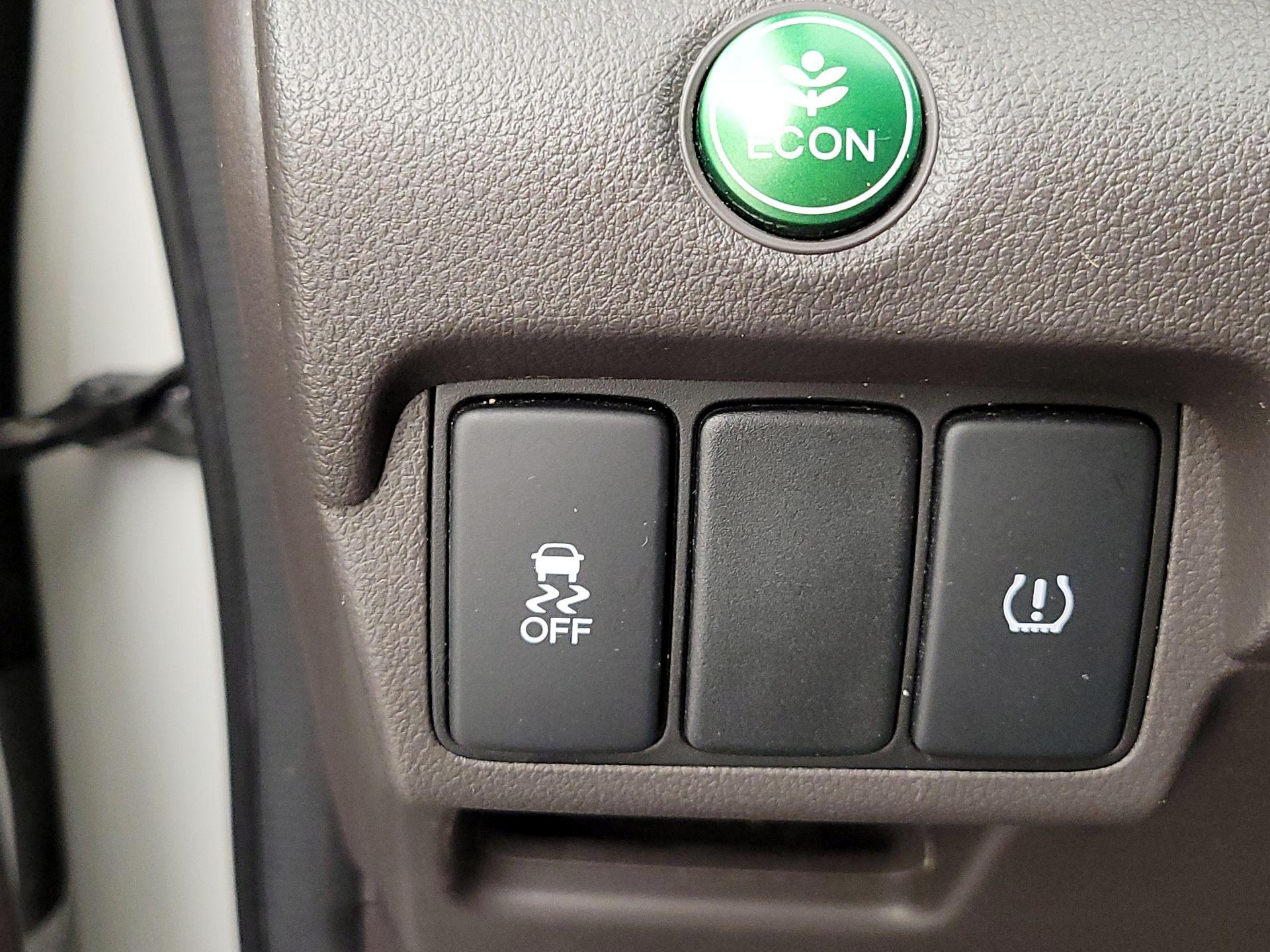 Thumbnail: 2014 Honda CR-V - 13