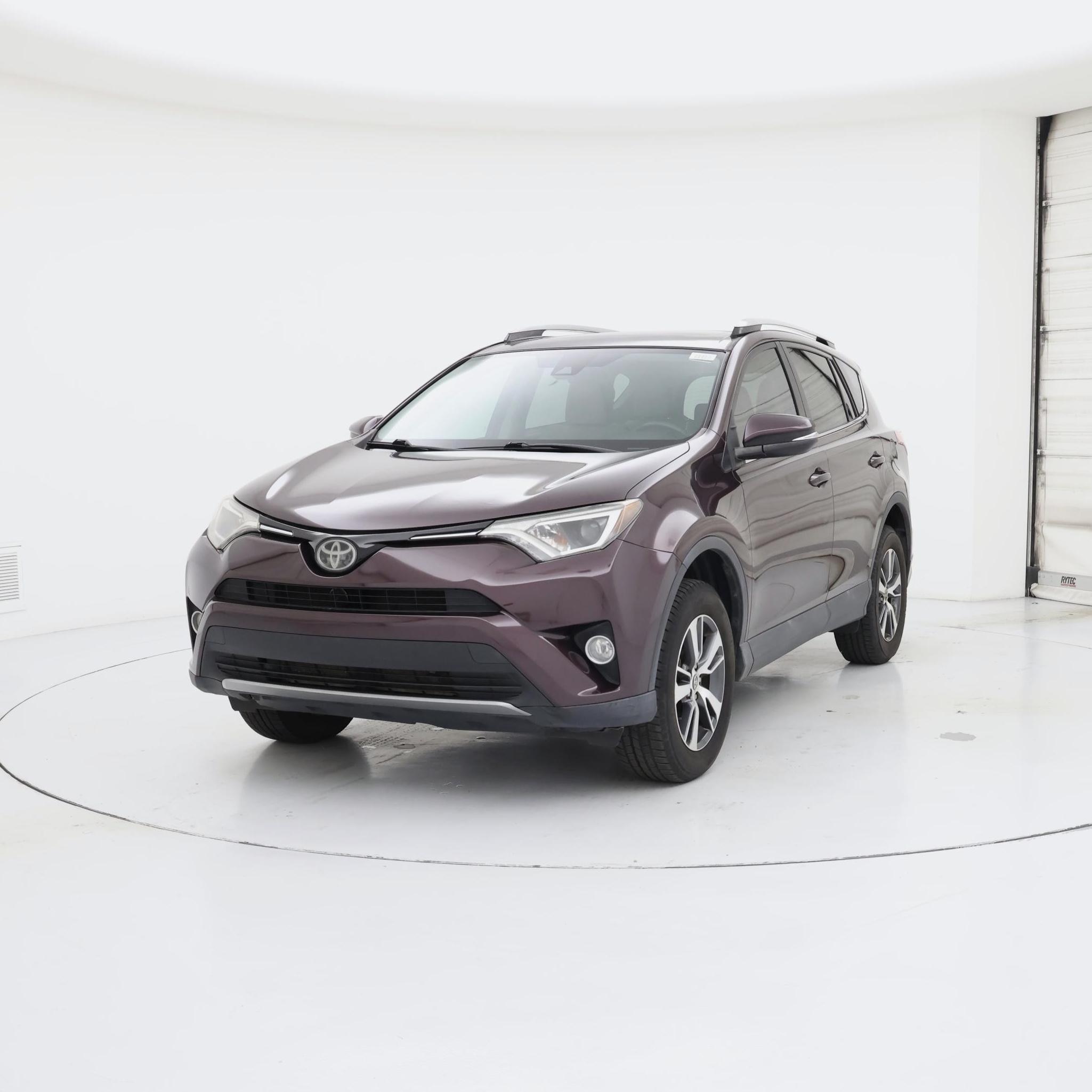 Thumbnail: 2018 Toyota RAV4 - 4