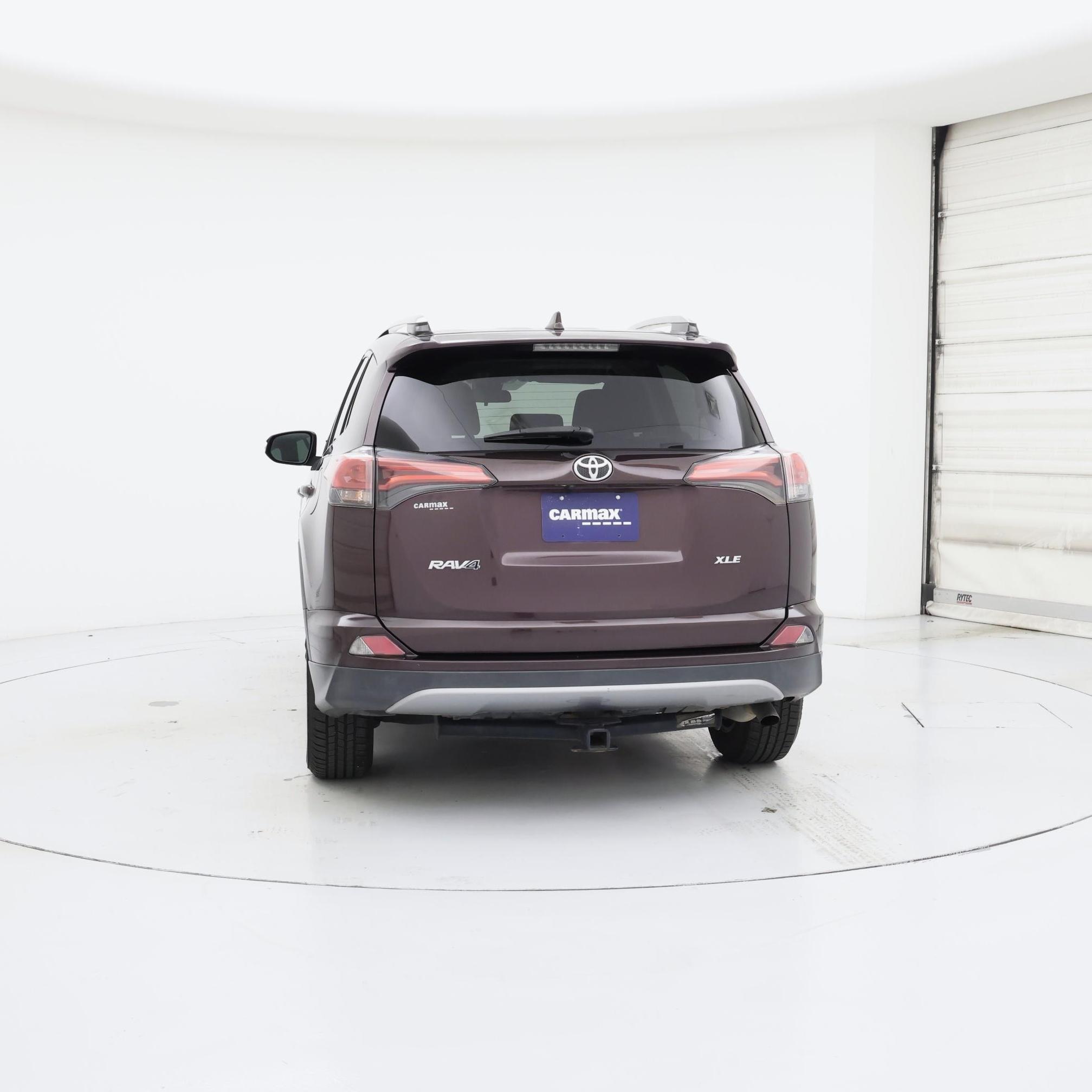 Thumbnail: 2018 Toyota RAV4 - 6