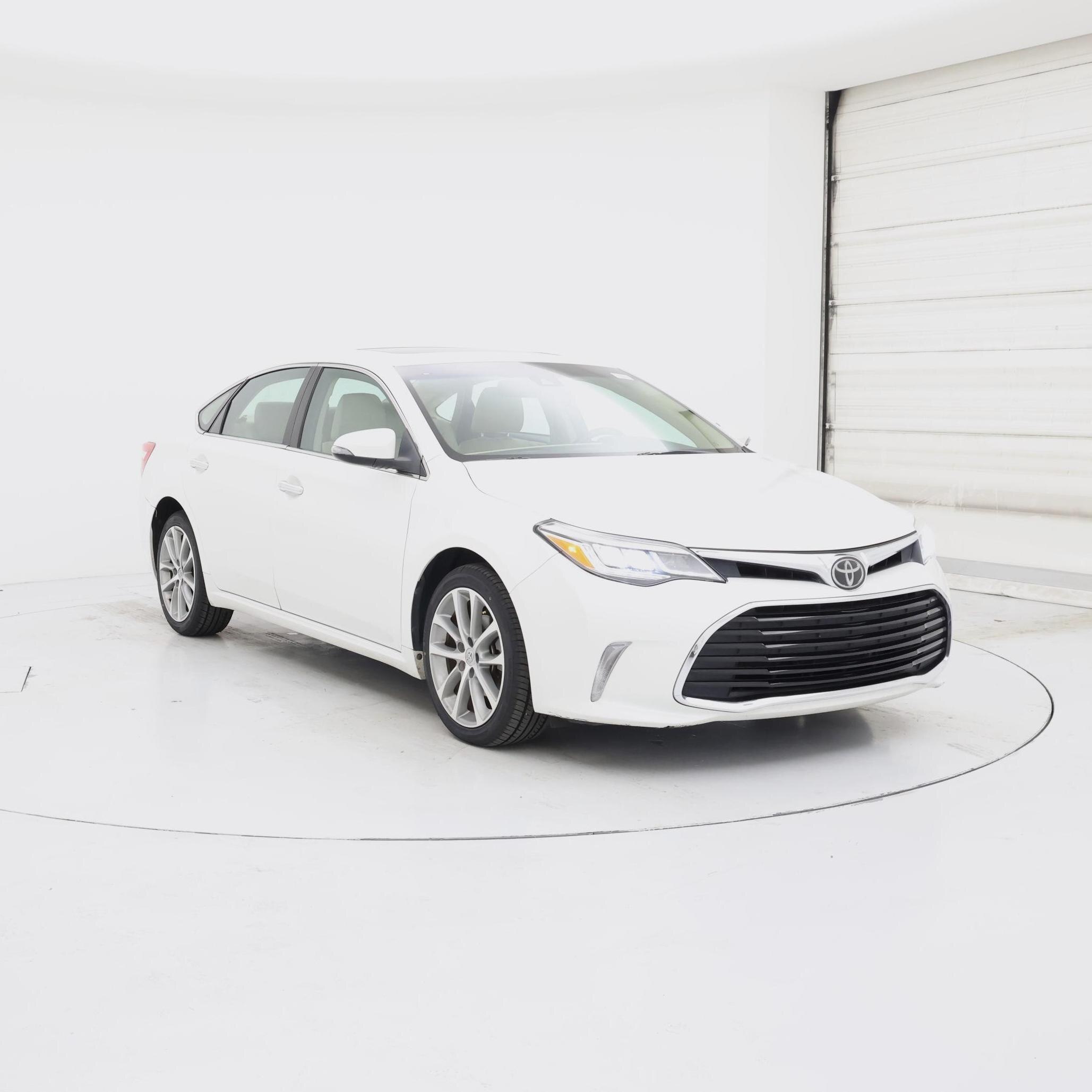 White 2017 Toyota Avalon XLE Touring Sedan Front-Wheel Drive Automatic