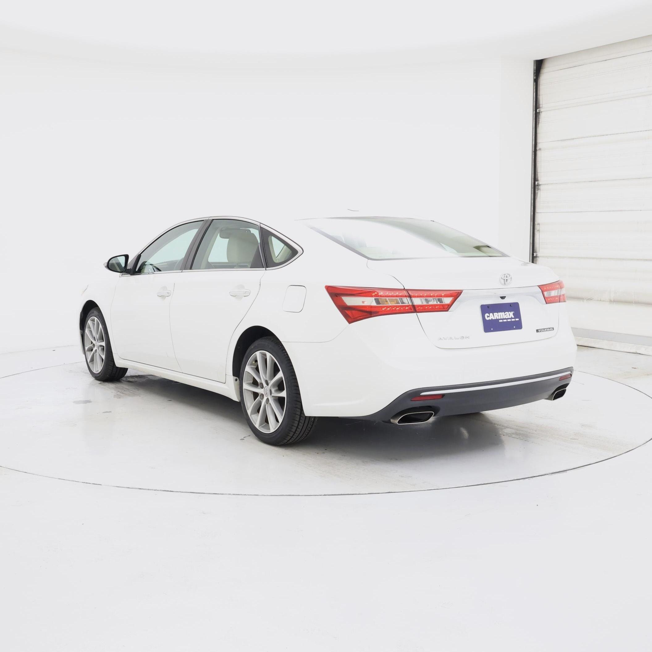 Thumbnail: 2017 Toyota Avalon - 2