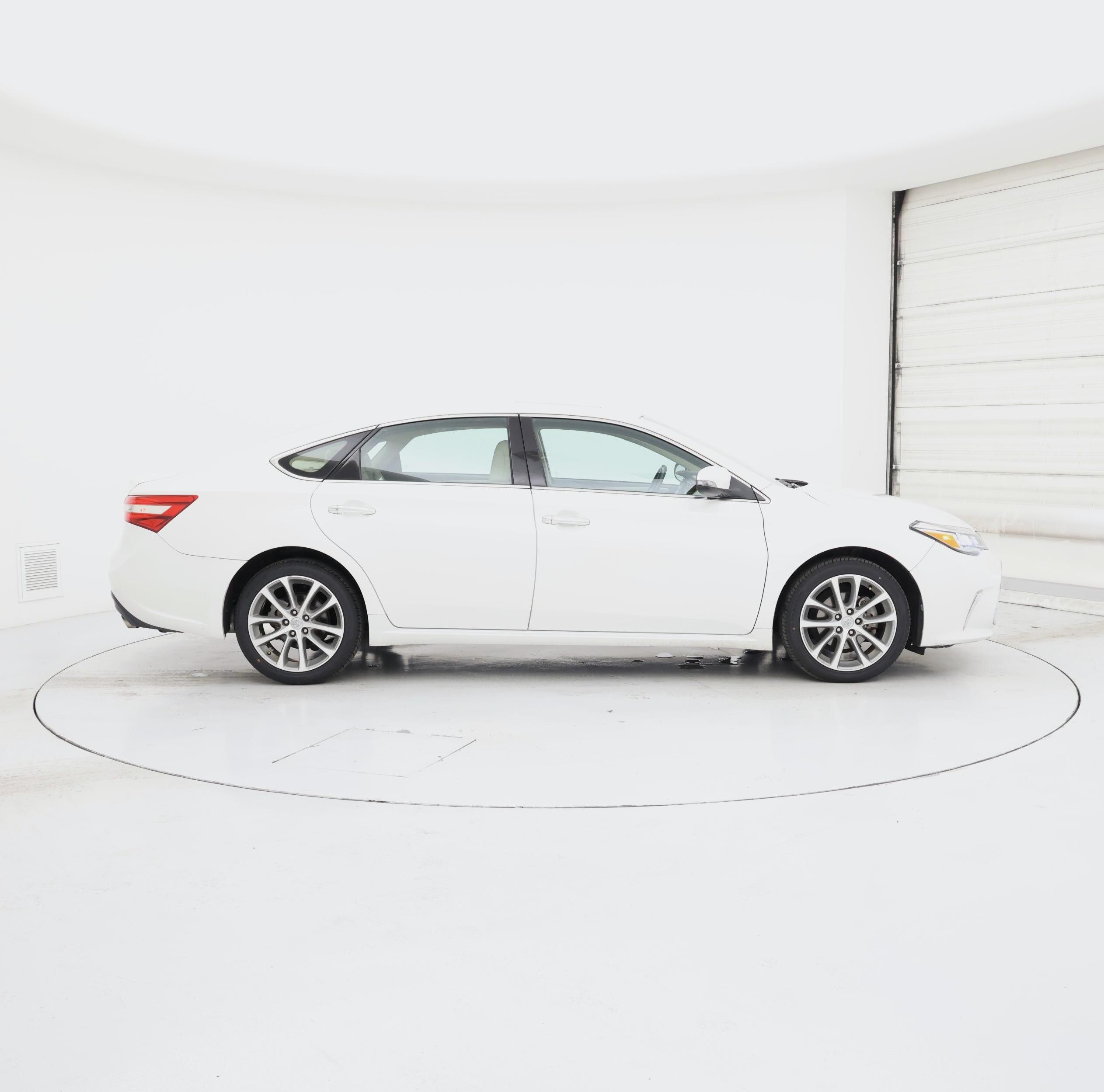 Thumbnail: 2017 Toyota Avalon - 7