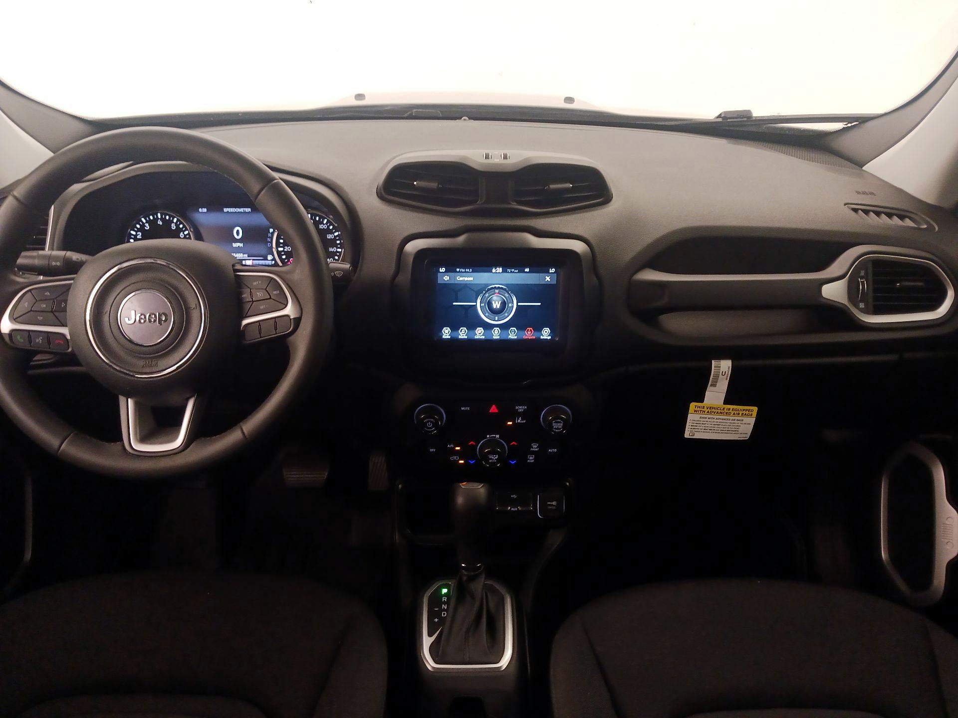 Thumbnail: 2021 Jeep Renegade - 9