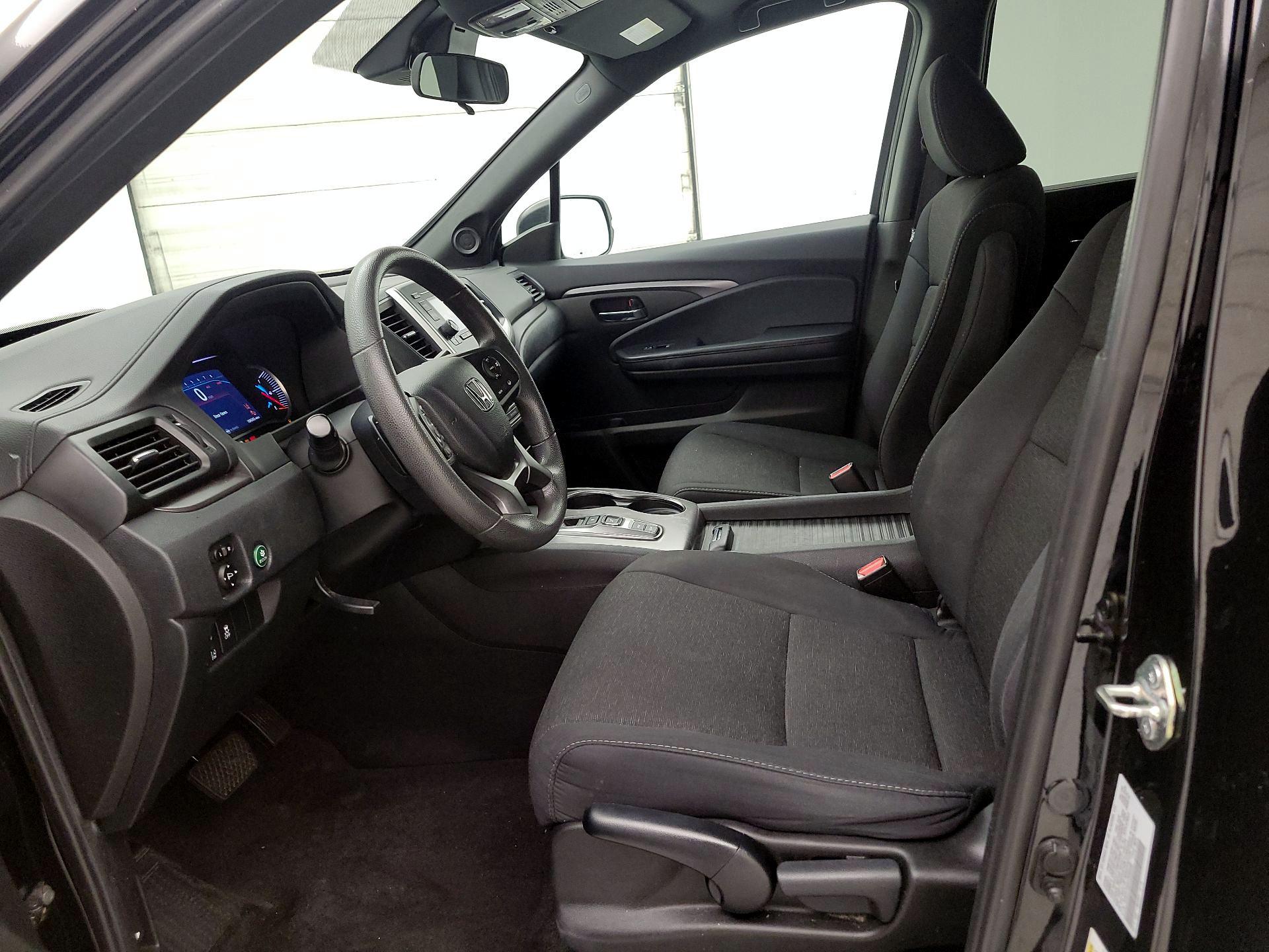 Thumbnail: 2020 Honda Passport - 11
