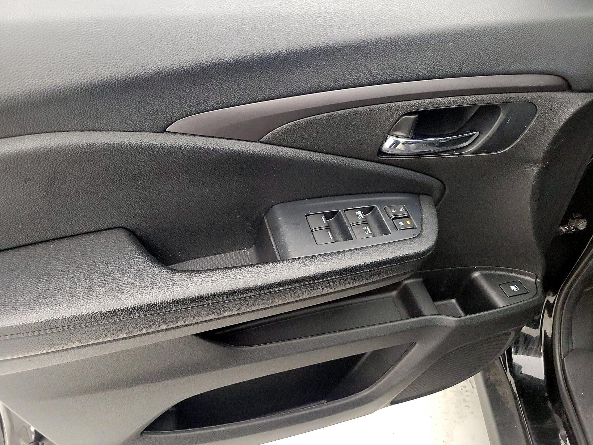 Thumbnail: 2020 Honda Passport - 12
