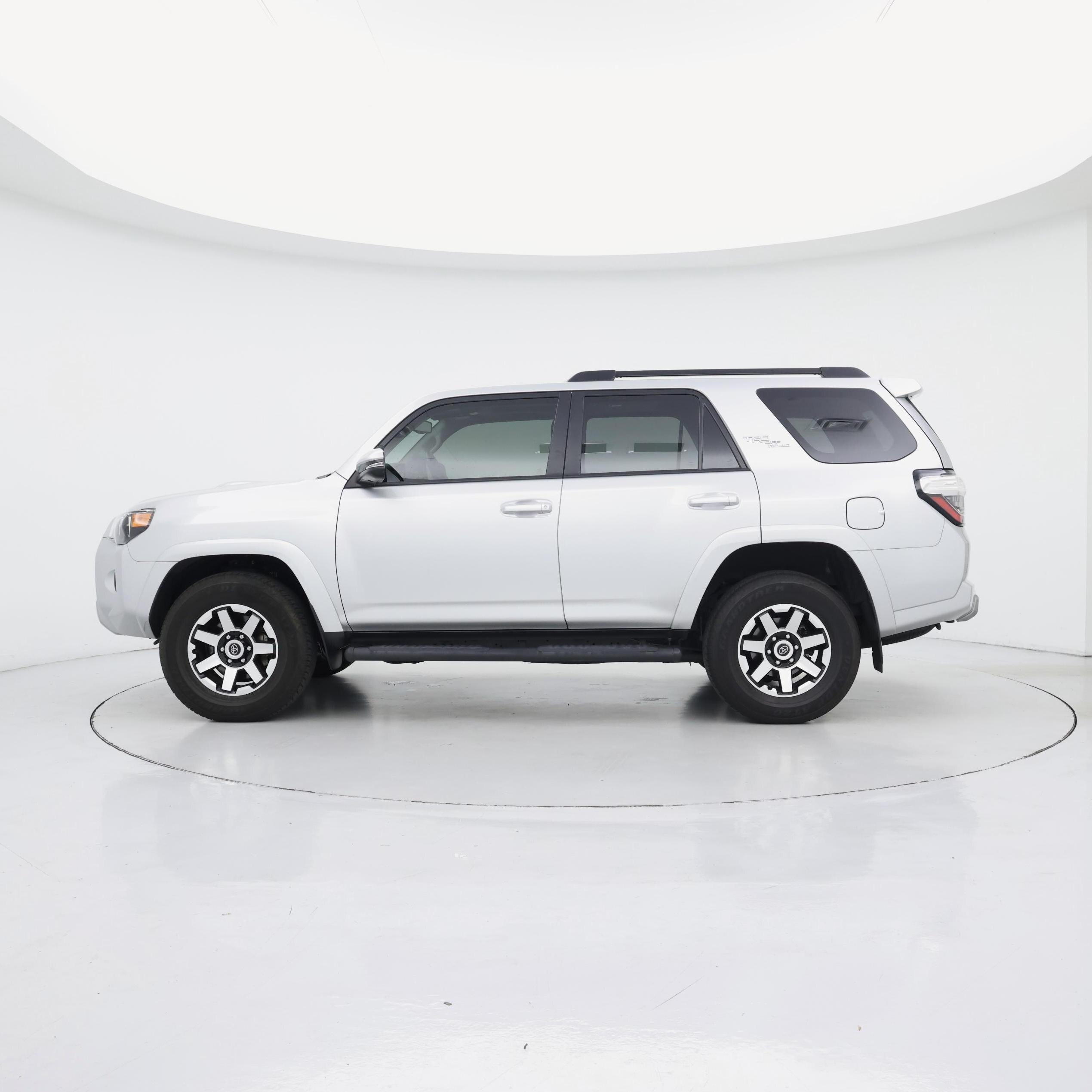 Thumbnail: 2023 Toyota 4Runner - 3