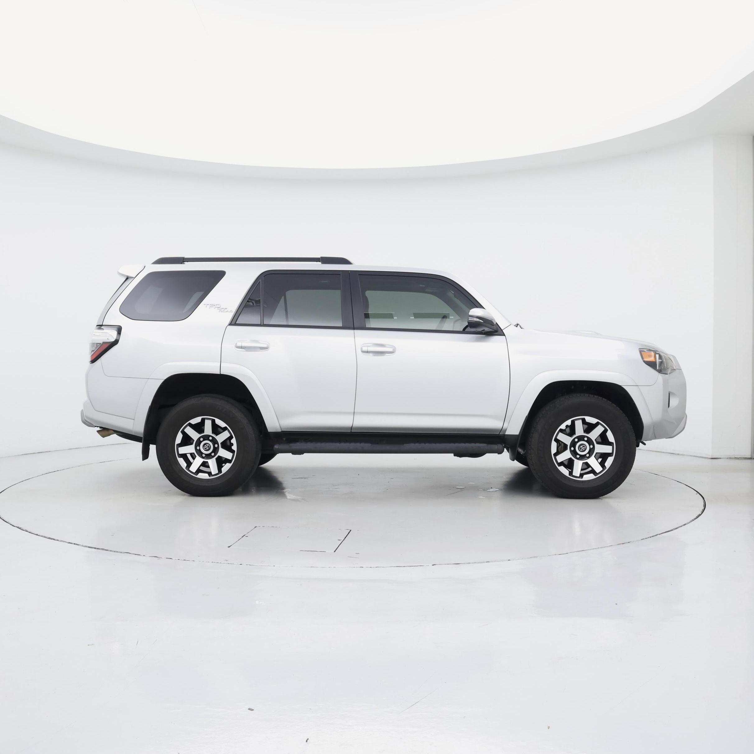 Thumbnail: 2023 Toyota 4Runner - 7