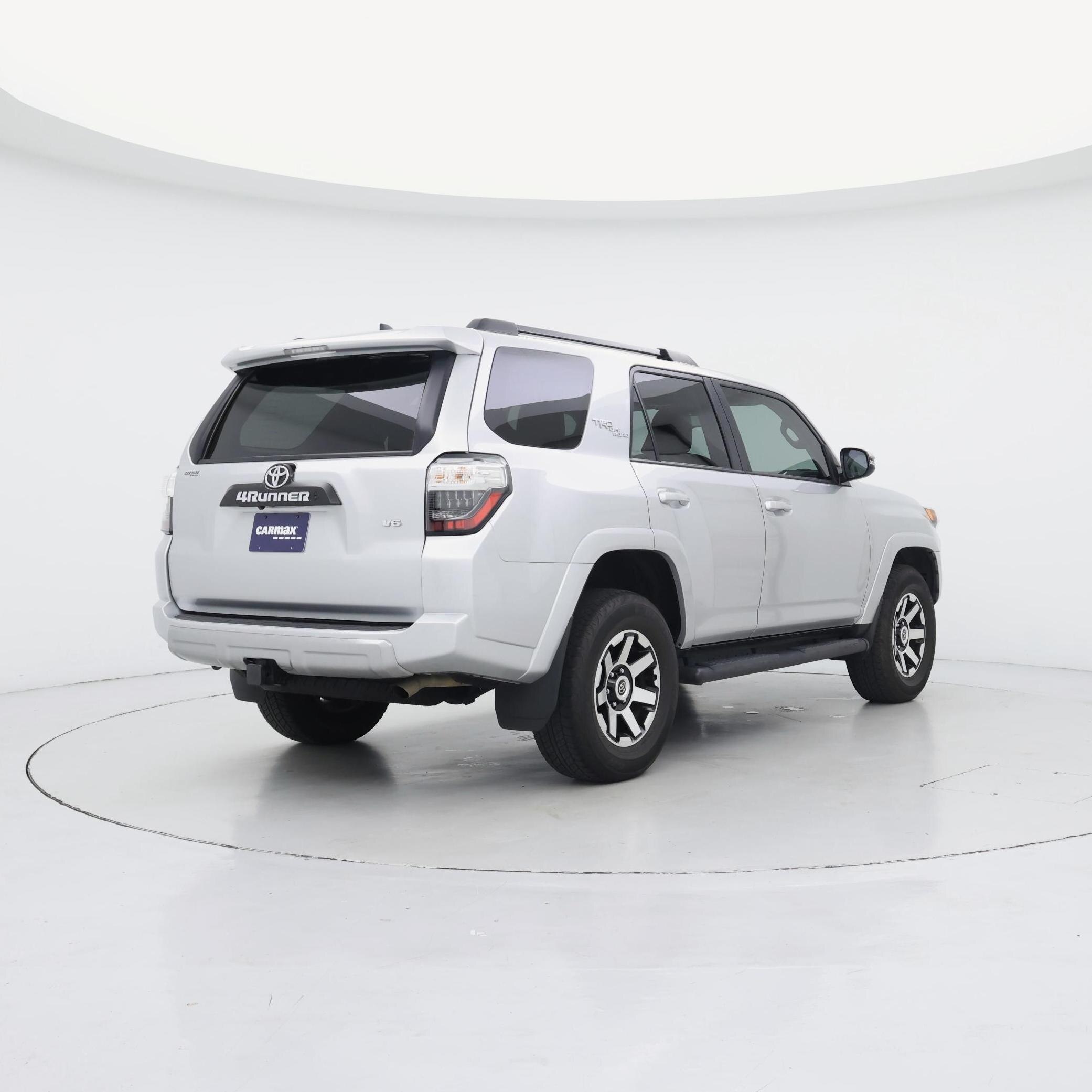 Thumbnail: 2023 Toyota 4Runner - 8