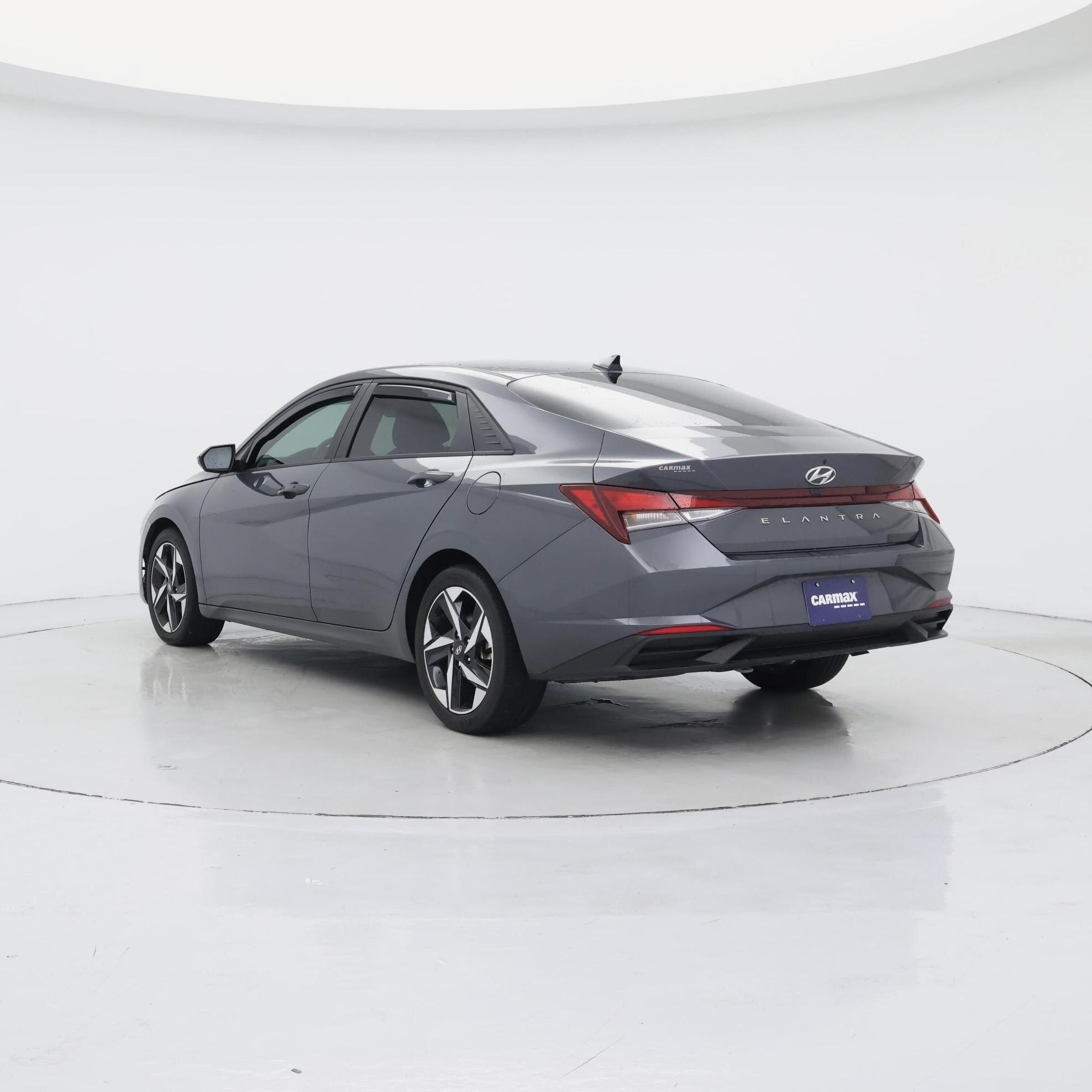 Thumbnail: 2023 Hyundai Elantra - 2