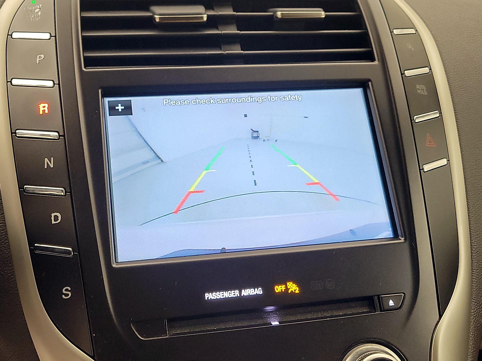 Thumbnail: 2019 Lincoln MKC - 15