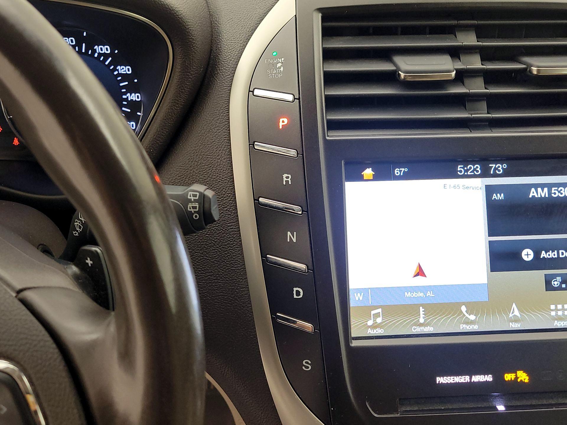 Thumbnail: 2019 Lincoln MKC - 18
