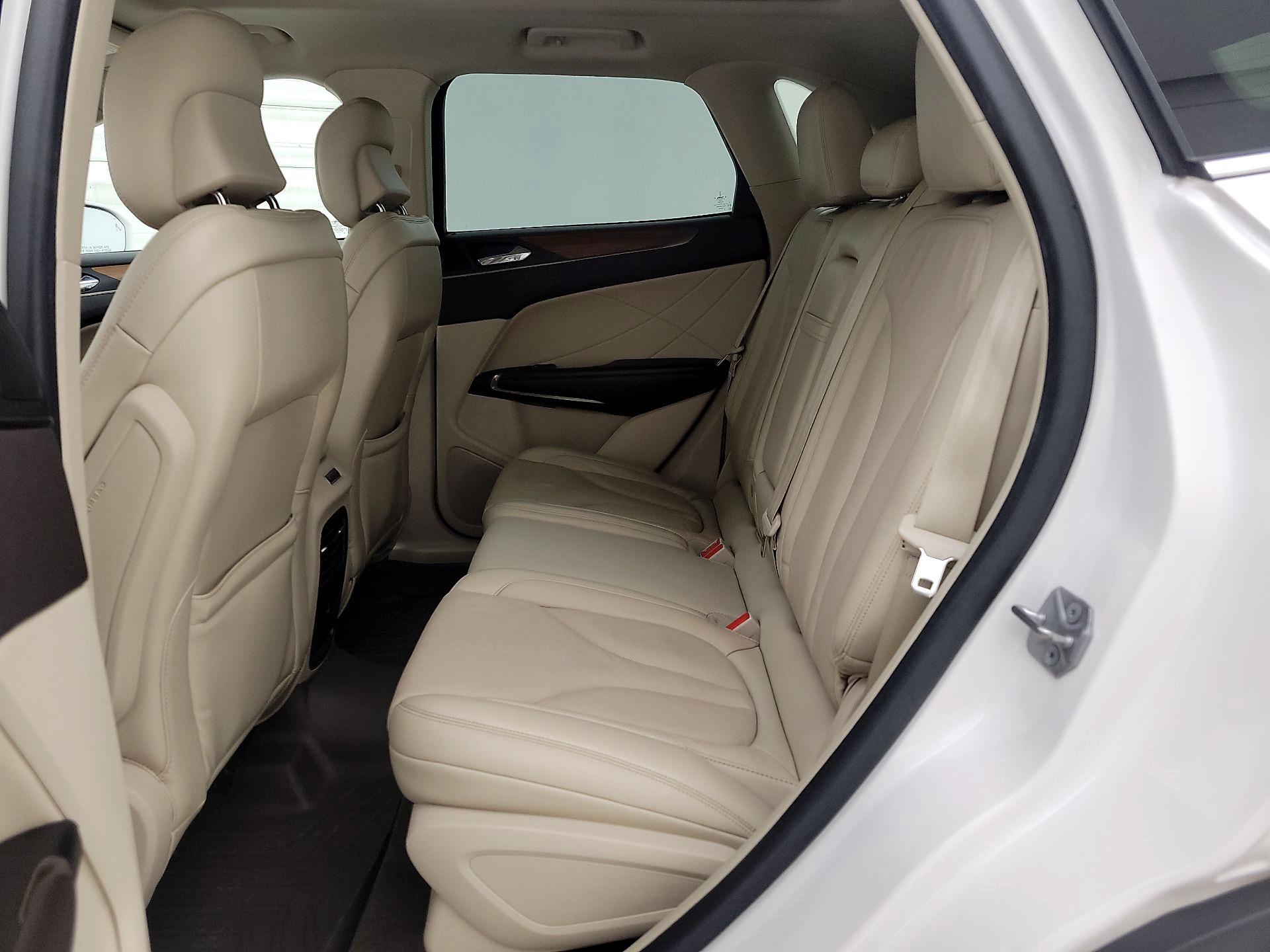 Thumbnail: 2019 Lincoln MKC - 20