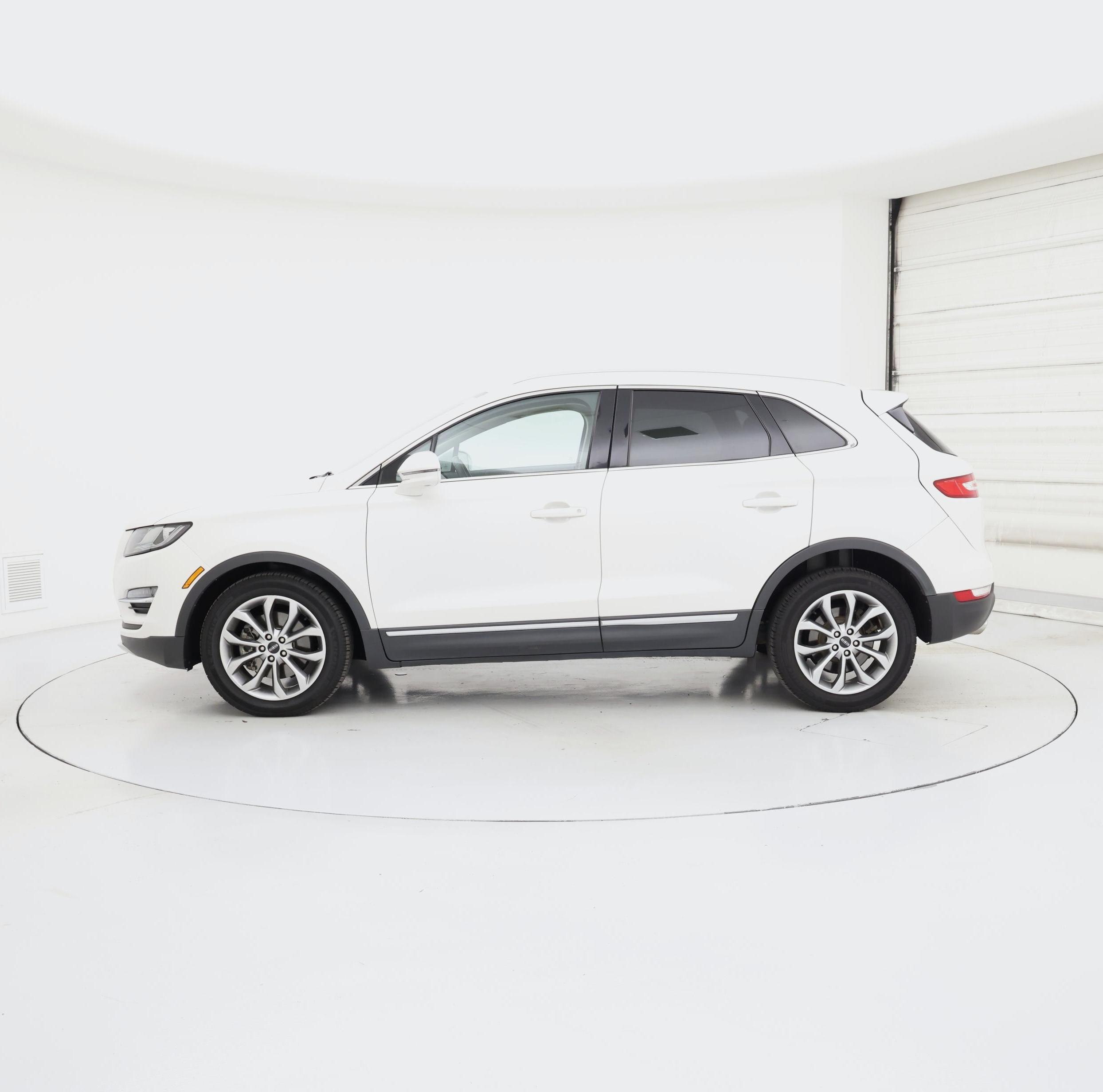 Thumbnail: 2019 Lincoln MKC - 3