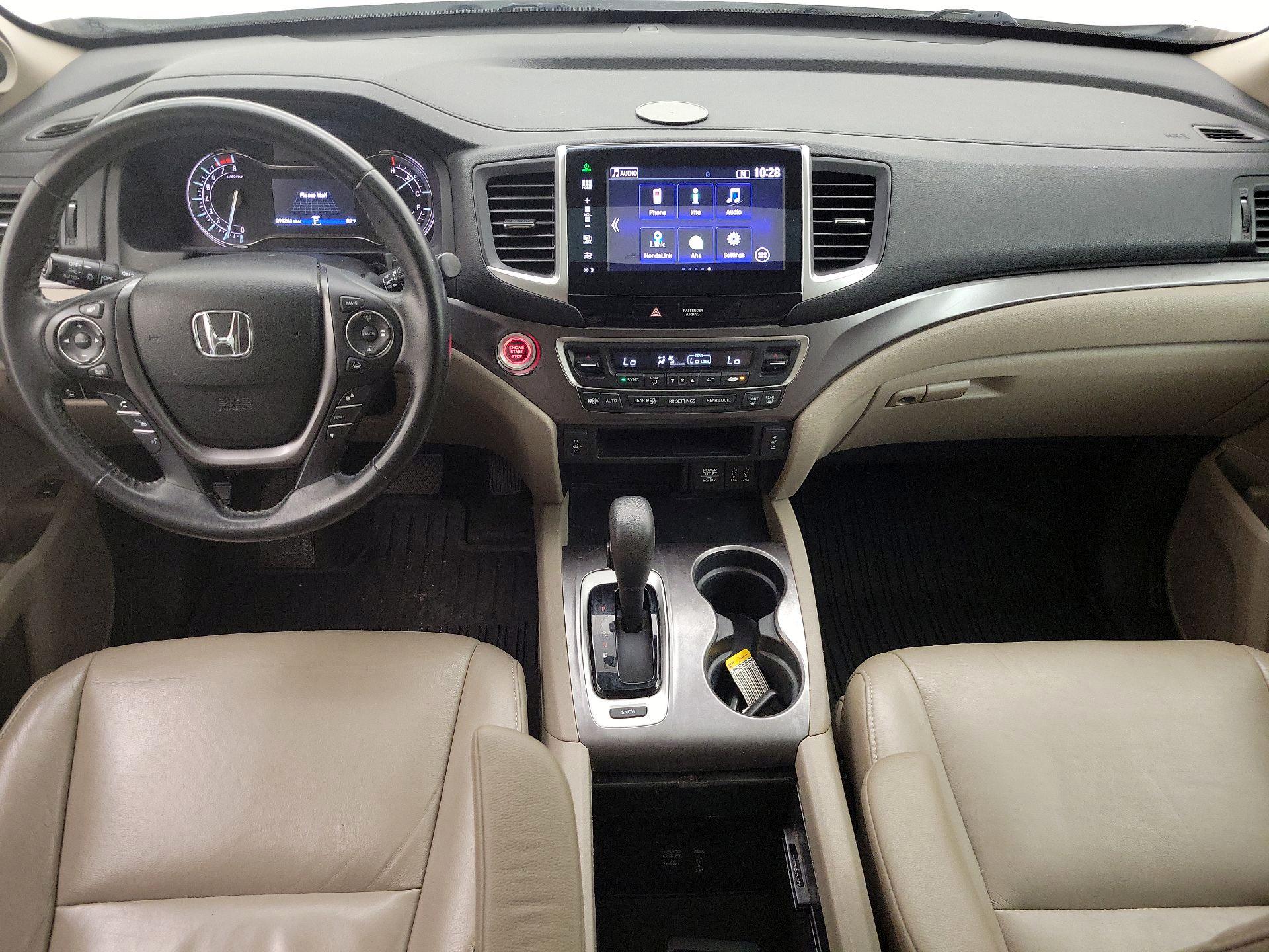 Thumbnail: 2016 Honda Pilot - 9