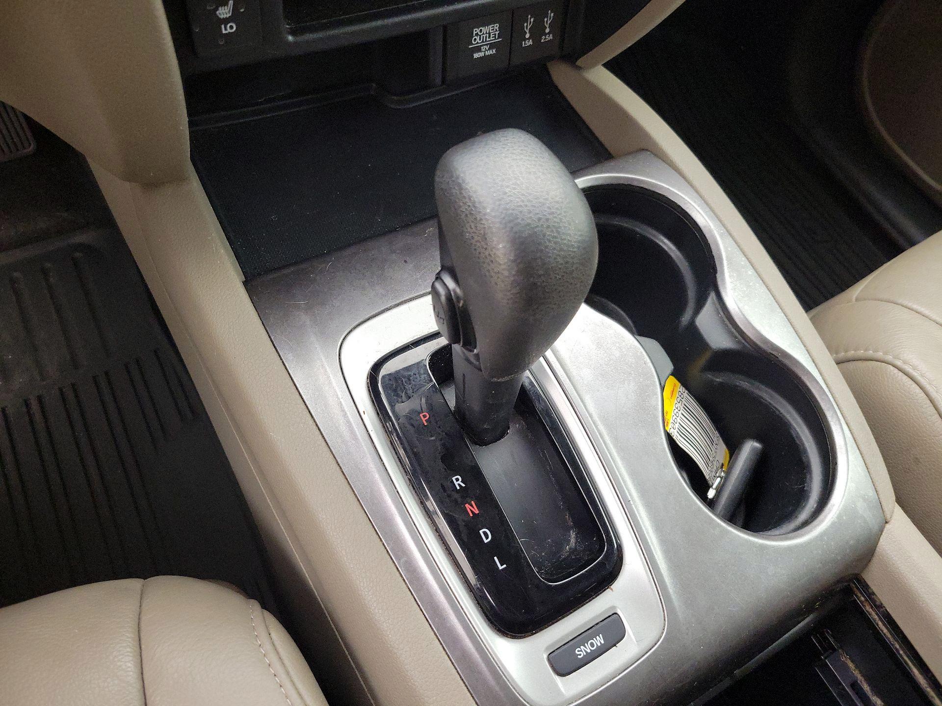 Thumbnail: 2016 Honda Pilot - 17