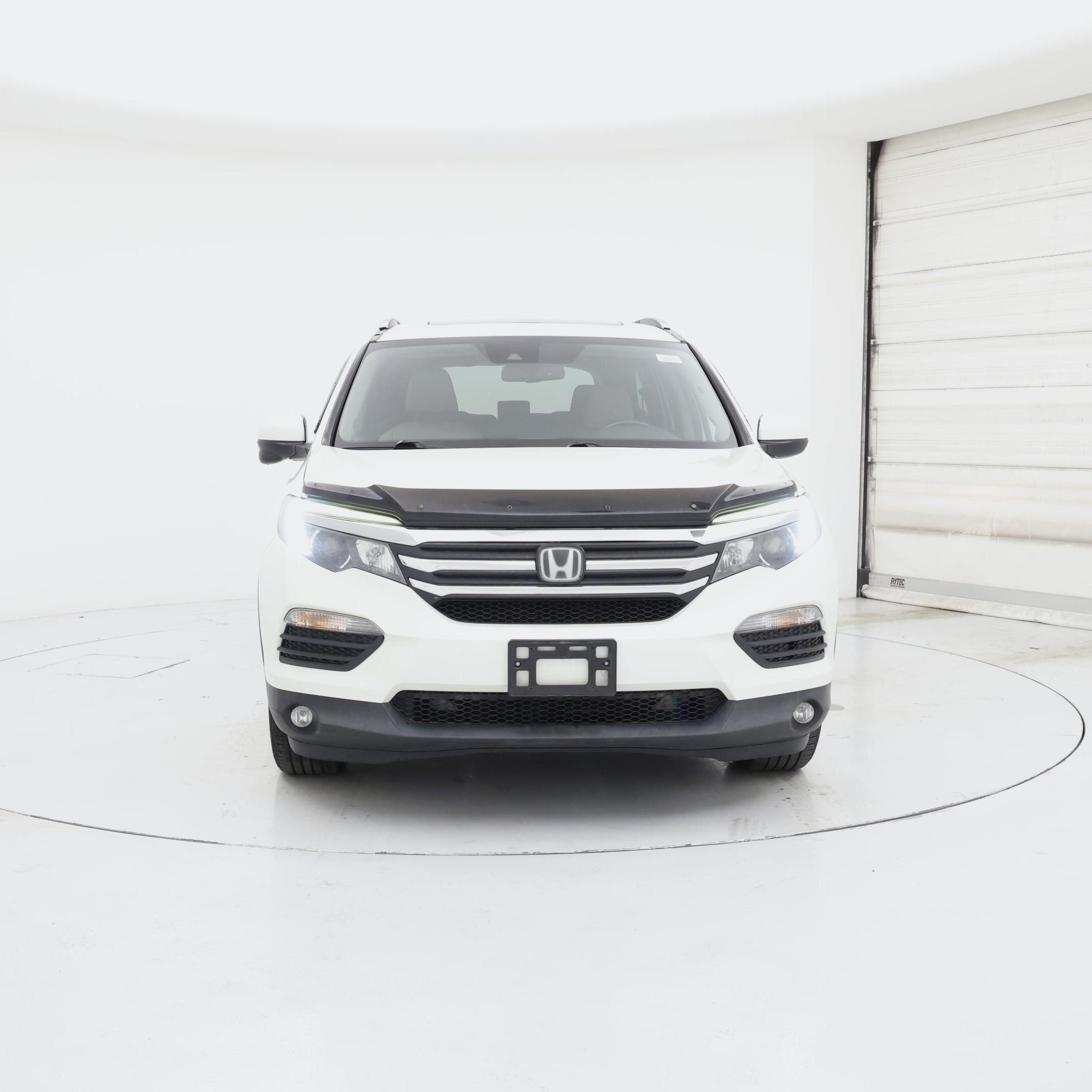 Thumbnail: 2016 Honda Pilot - 5