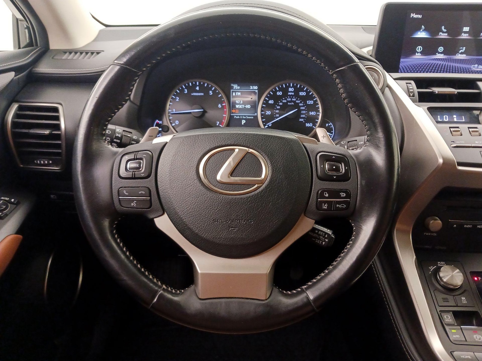 2020 Lexus NX 300 - Photo 11