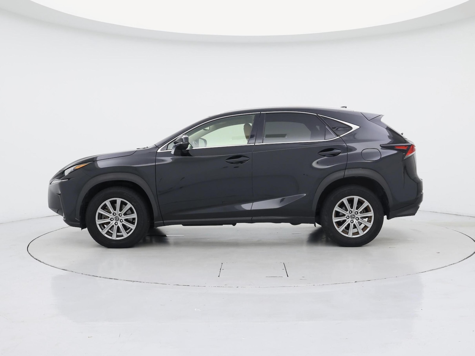 2020 Lexus NX 300 - Photo 4