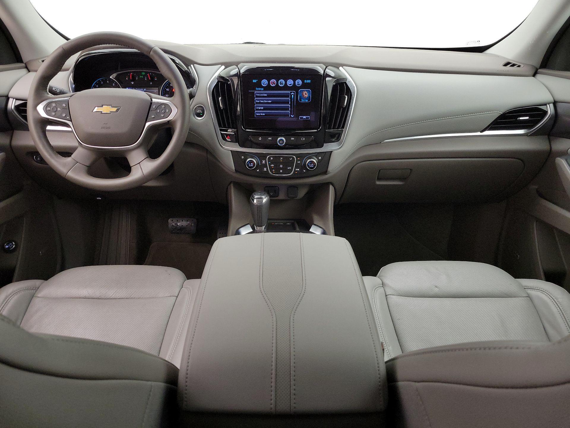 Thumbnail: 2018 Chevrolet Traverse - 9