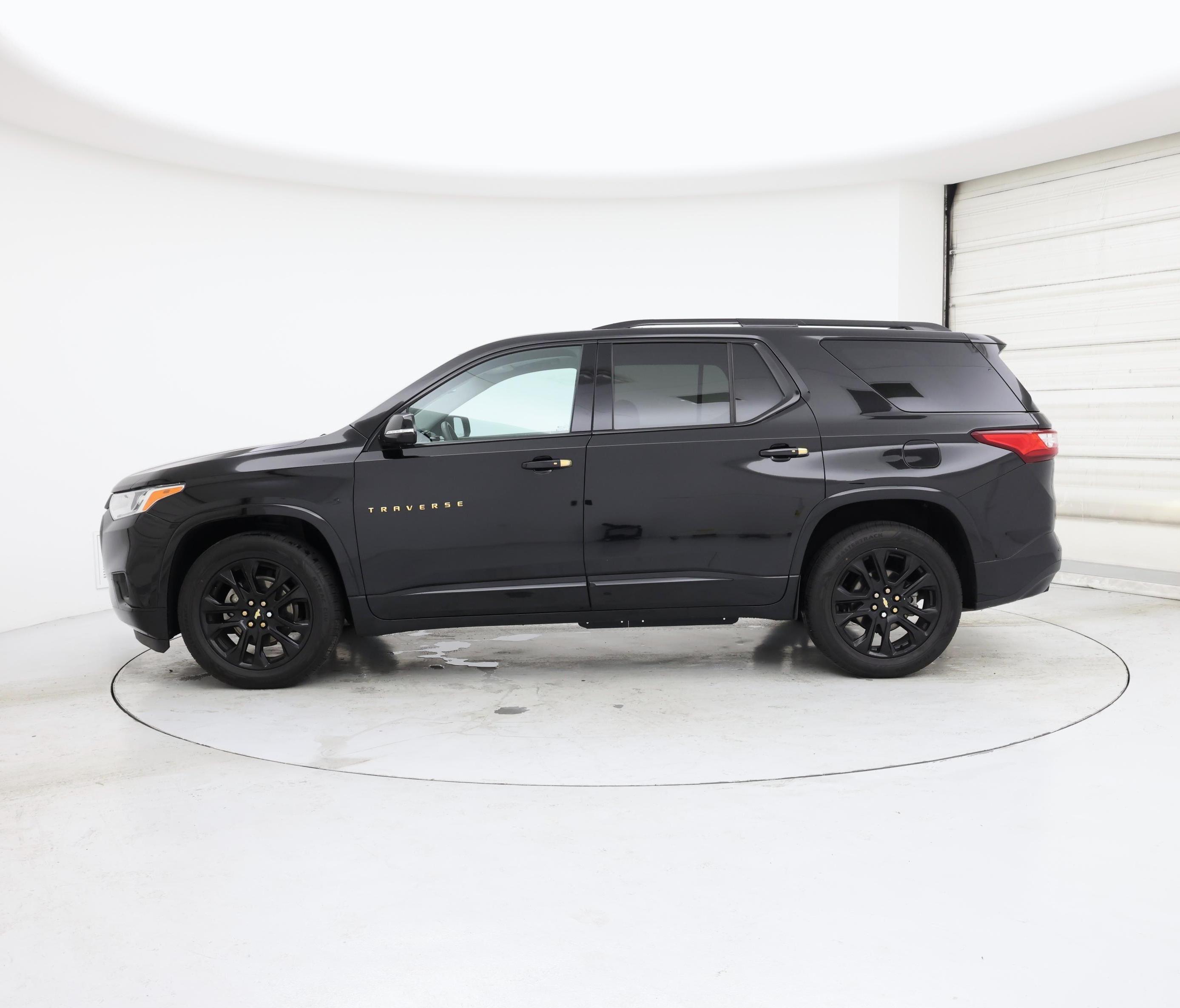 Thumbnail: 2018 Chevrolet Traverse - 3