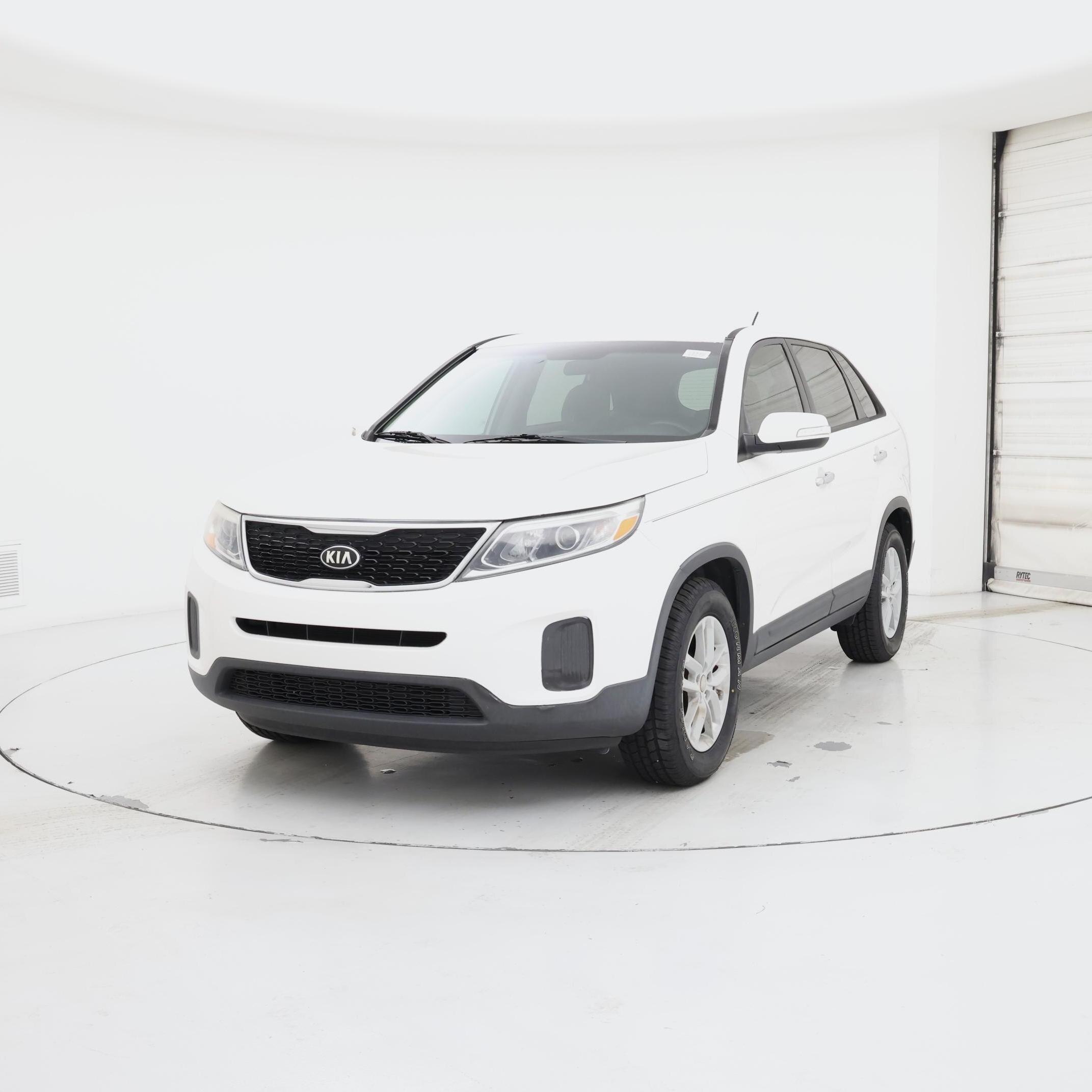 Thumbnail: 2015 Kia Sorento - 4