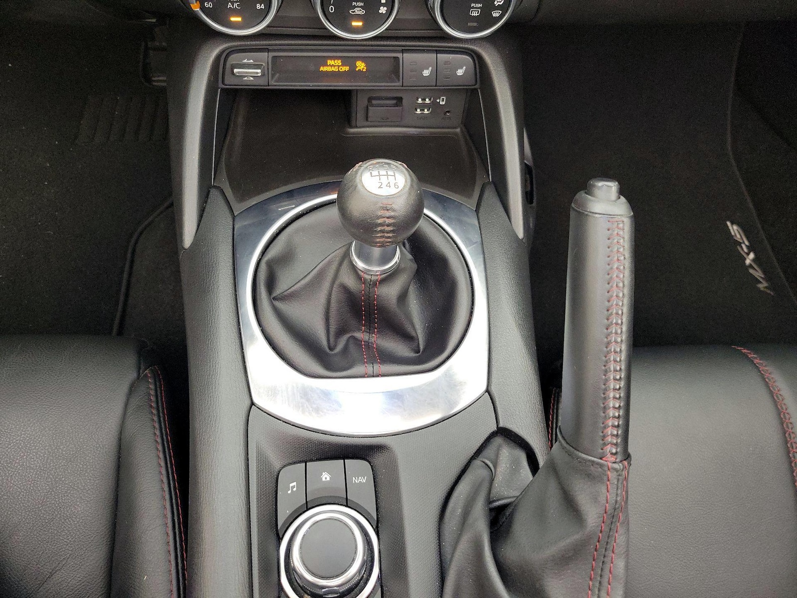 2017 Mazda MX-5 Miata RF Grand Touring - Photo 17