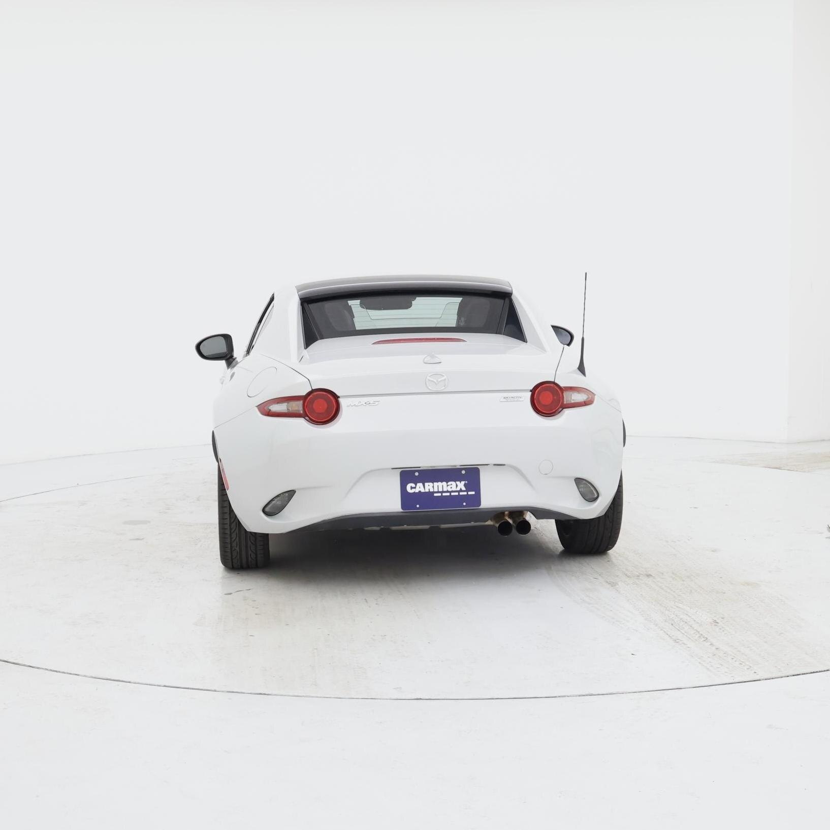 Thumbnail: 2017 Mazda MX-5 Miata - 6