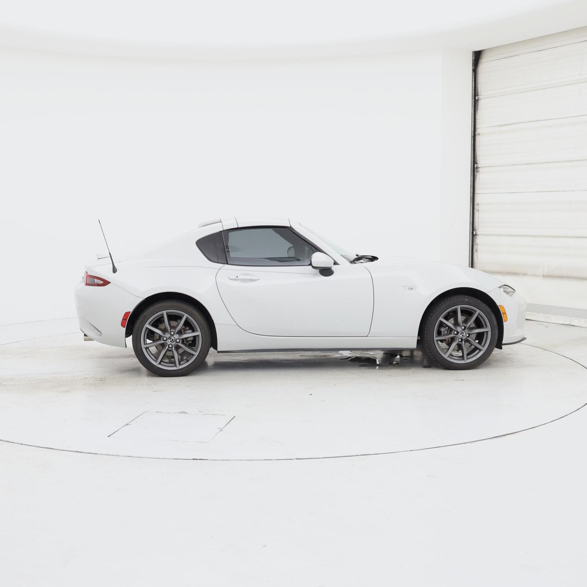 Thumbnail: 2017 Mazda MX-5 Miata - 7