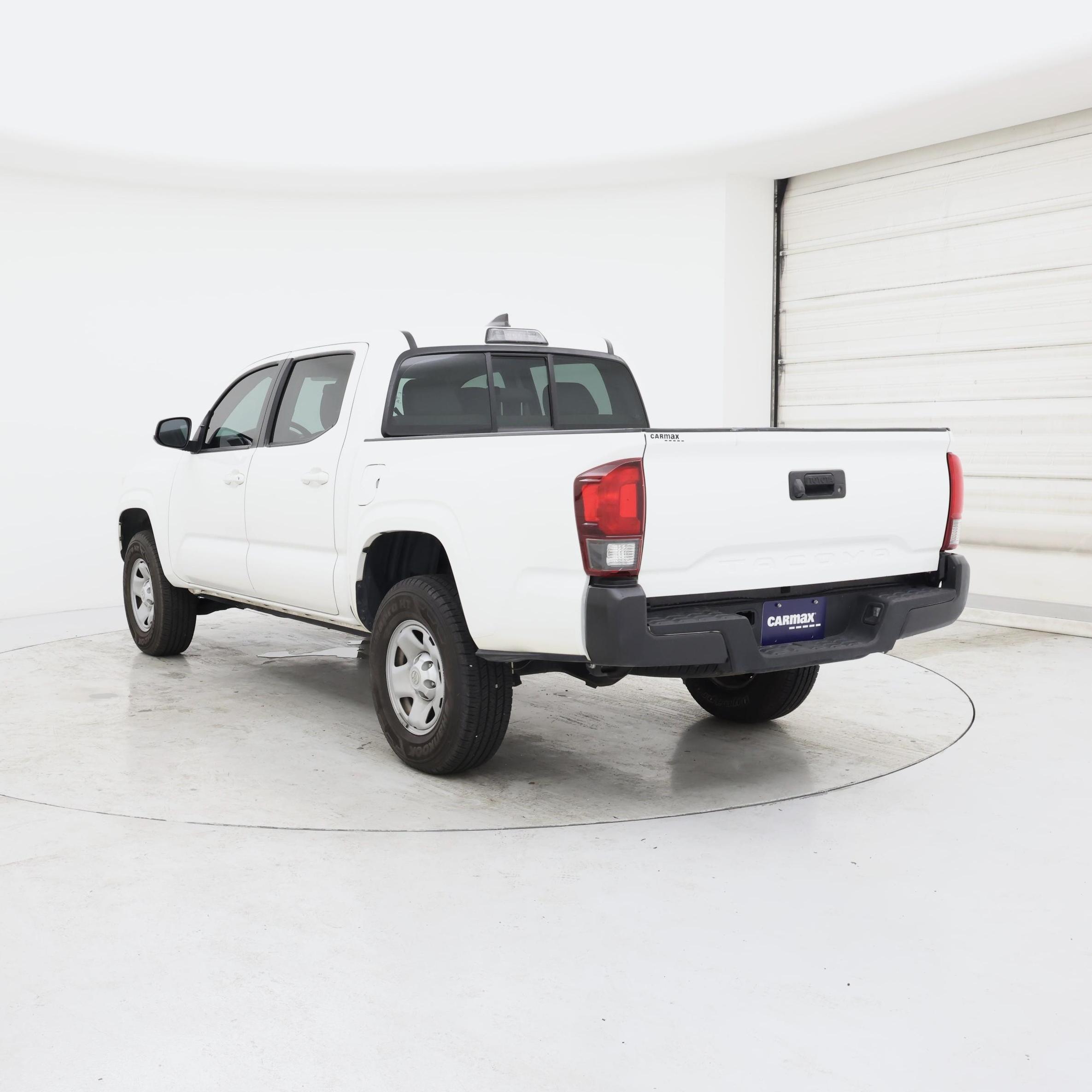 Thumbnail: 2018 Toyota Tacoma - 2