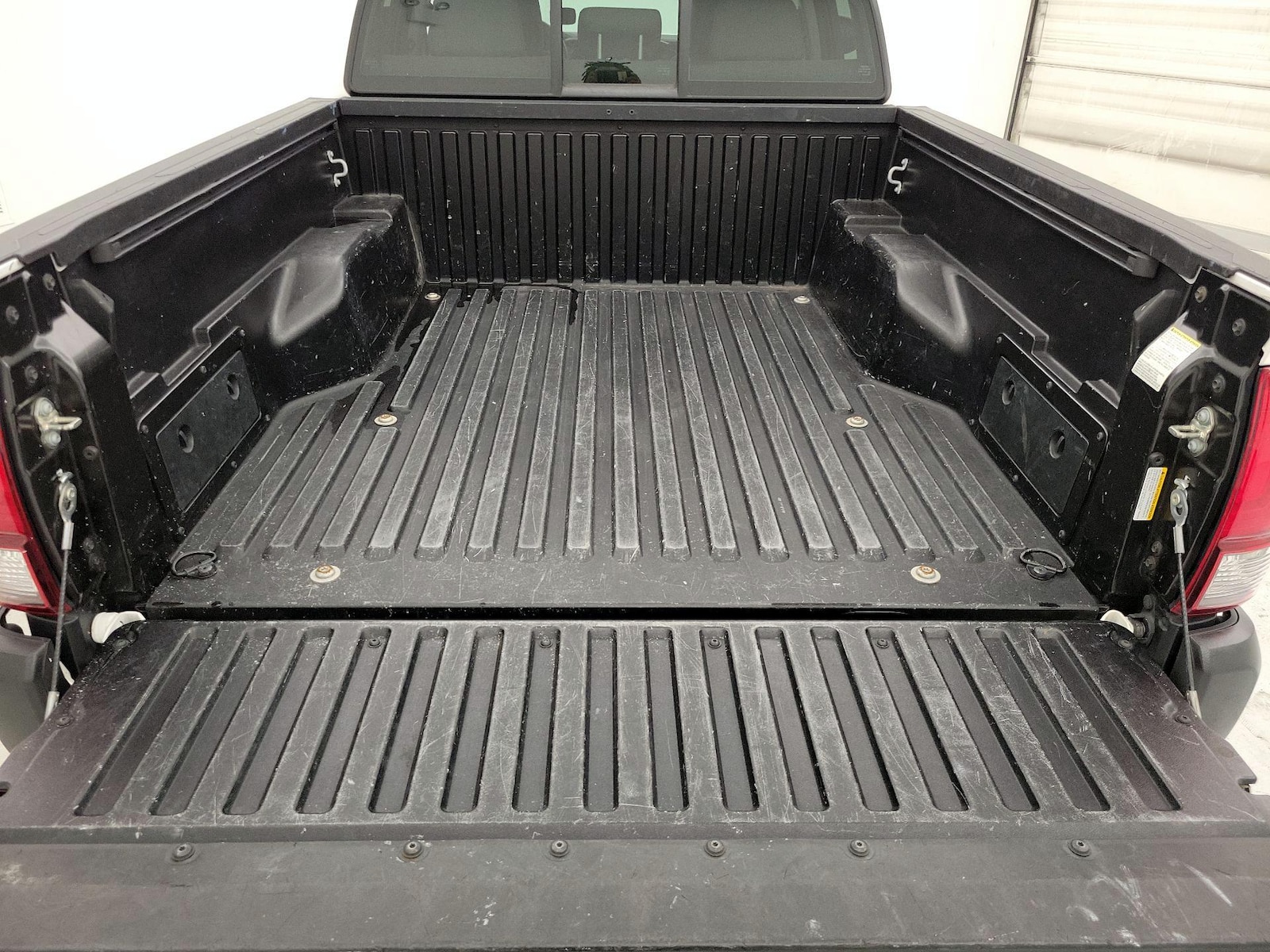 2018 Toyota Tacoma SR - Photo 21