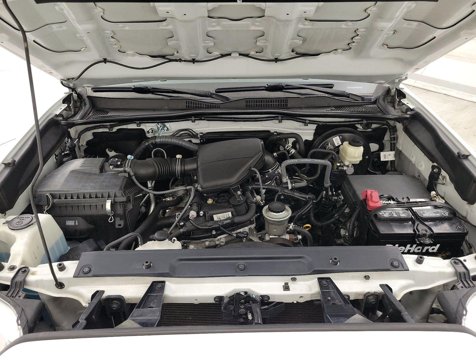 2018 Toyota Tacoma SR - Photo 22