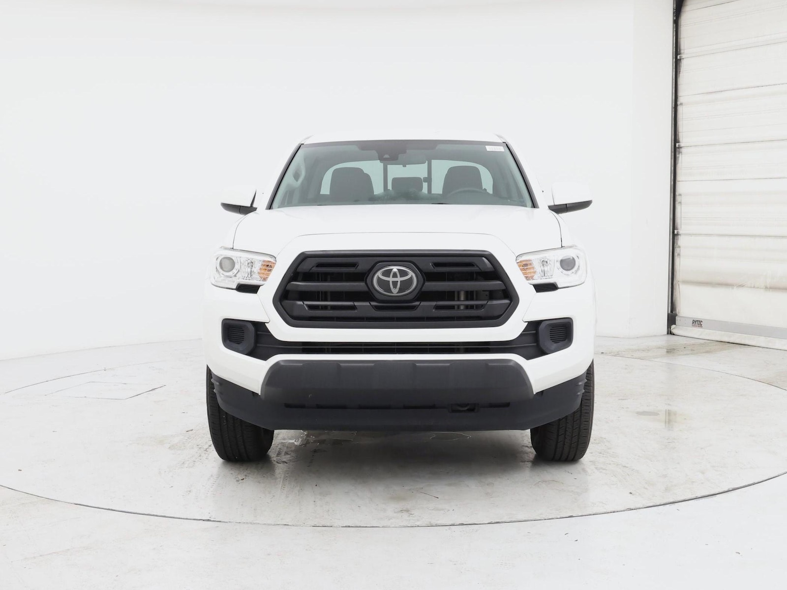 2018 Toyota Tacoma SR - Photo 6