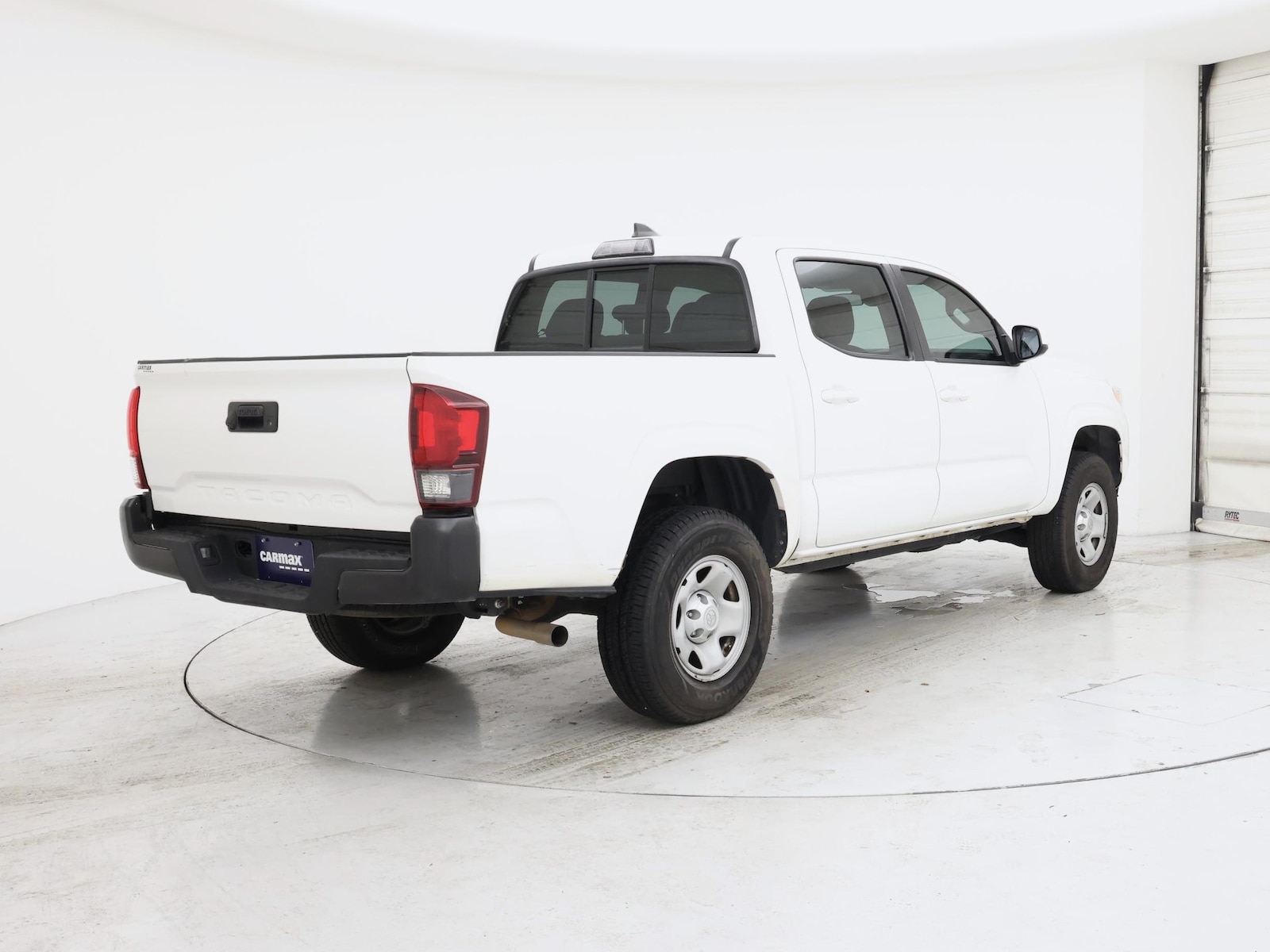 2018 Toyota Tacoma SR - Photo 9