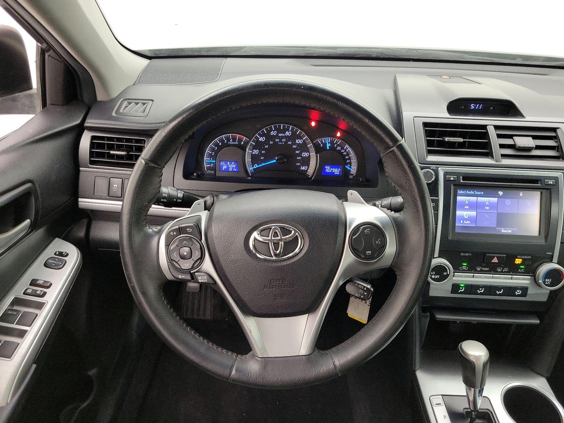 Thumbnail: 2014 Toyota Camry - 10