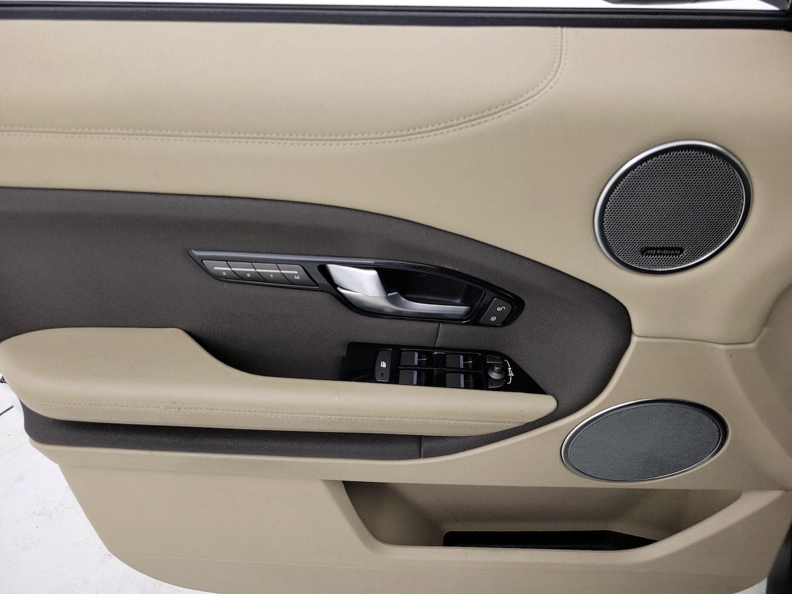 2019 Land Rover Range Rover Evoque SE Premium - Photo 13