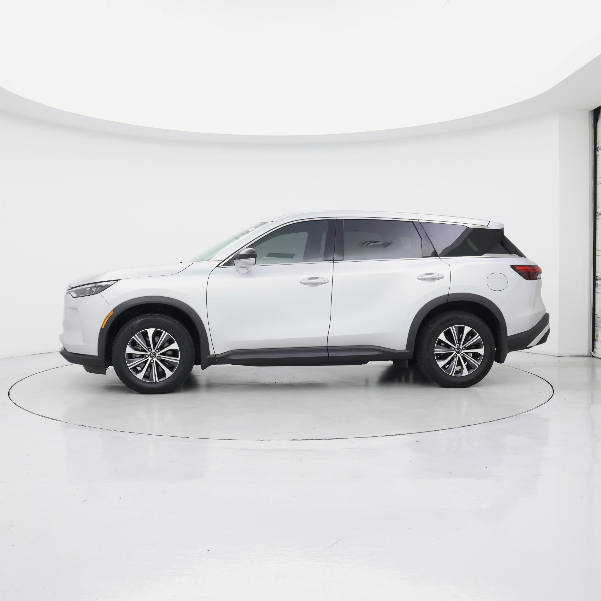 Thumbnail: 2023 INFINITI QX60 - 3